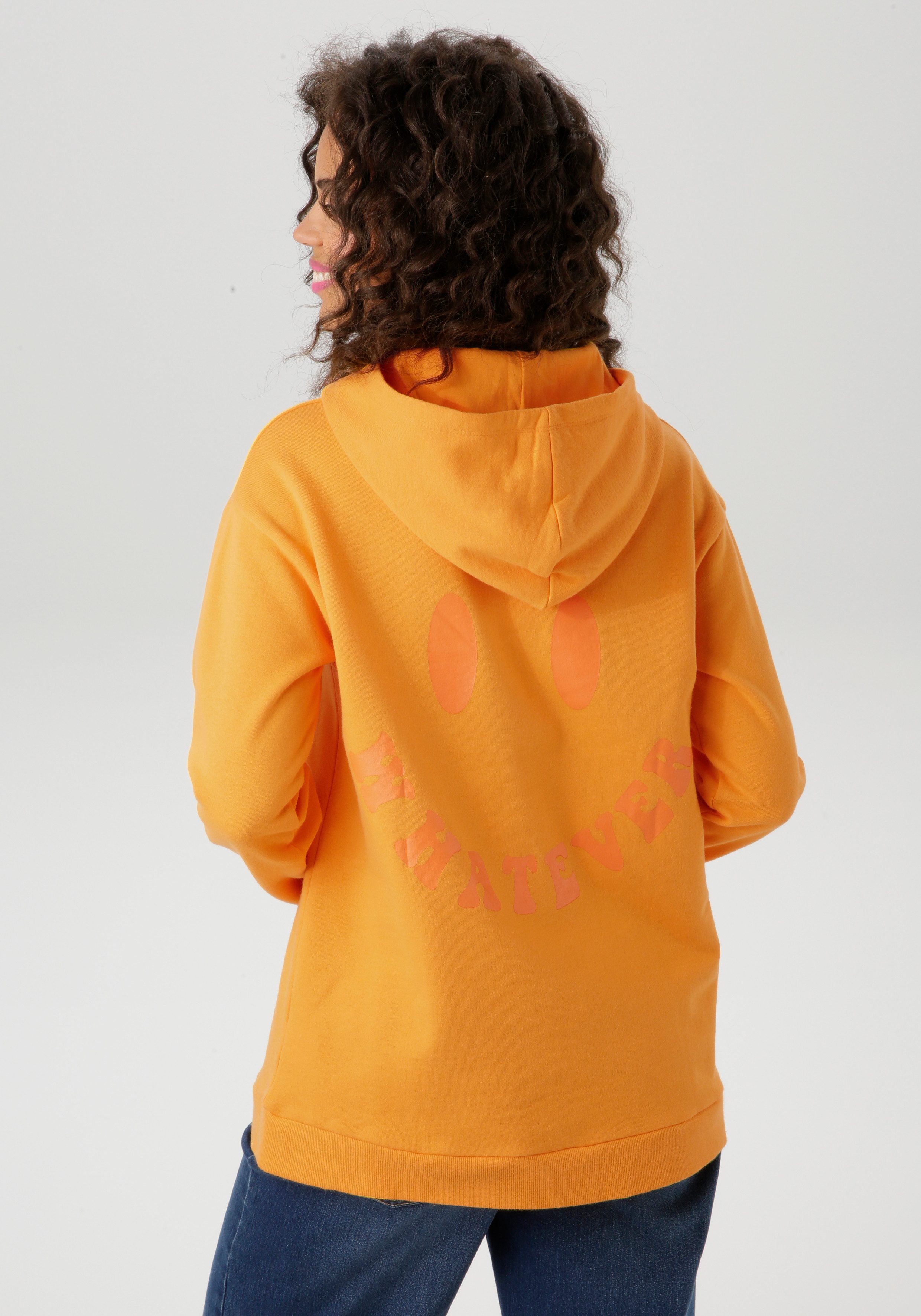 Aniston CASUAL Hoodie met smiley op de rug - nieuwe collectie