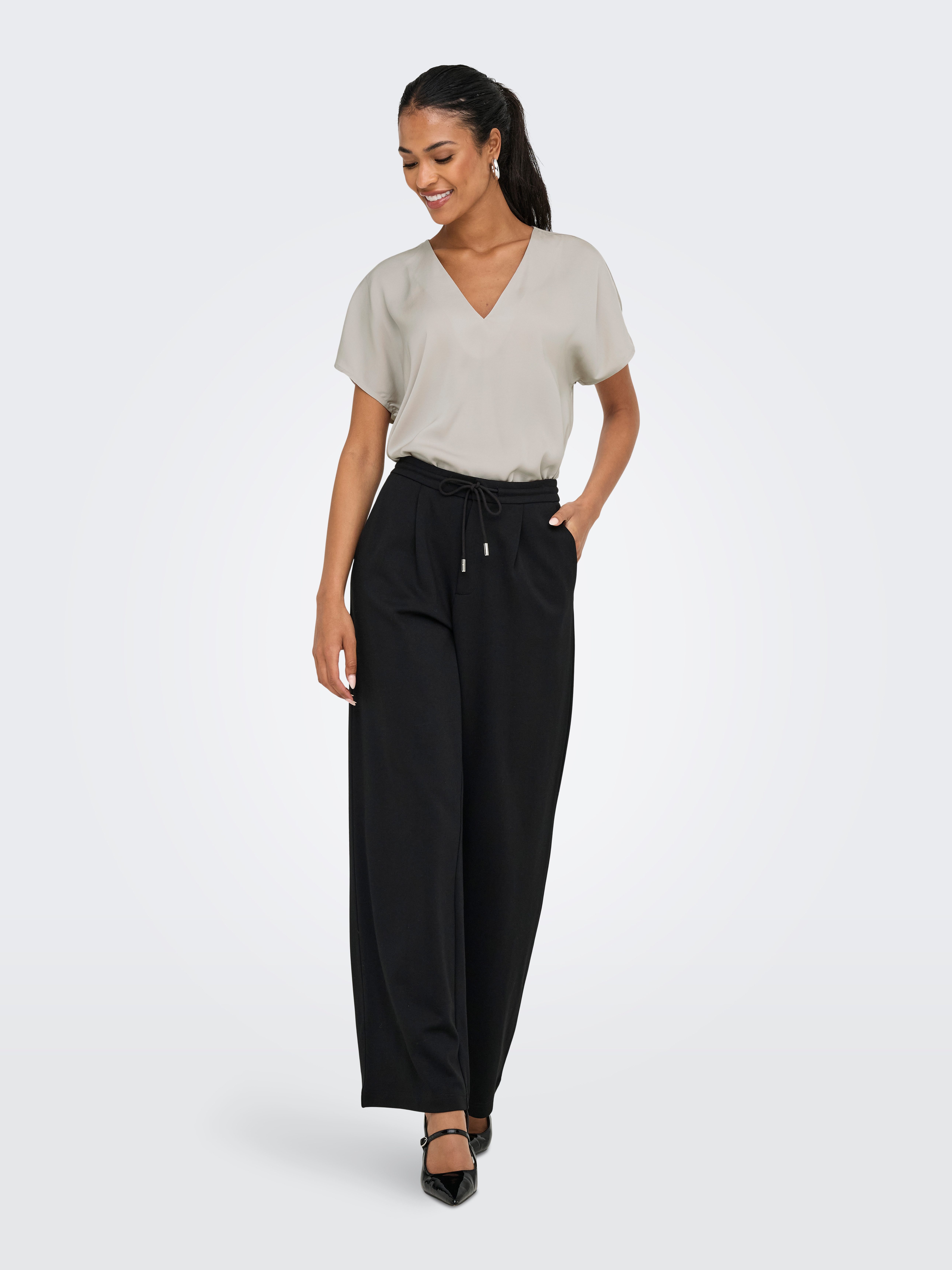 Only Shirt met V-hals ONLLUCY LIFE SS V-NECK TOP WVN