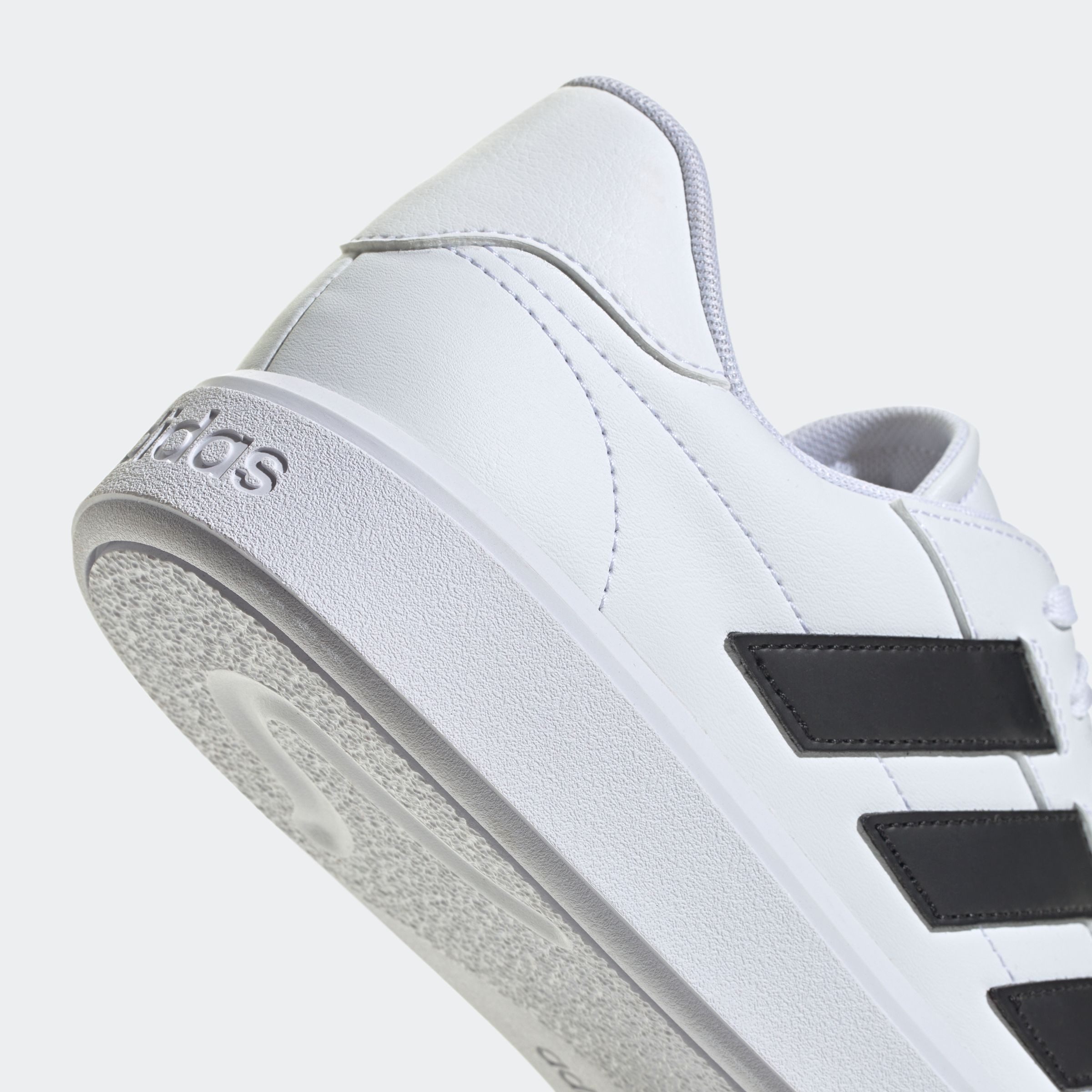 adidas Sportswear Sneakers COURTBLOCK
