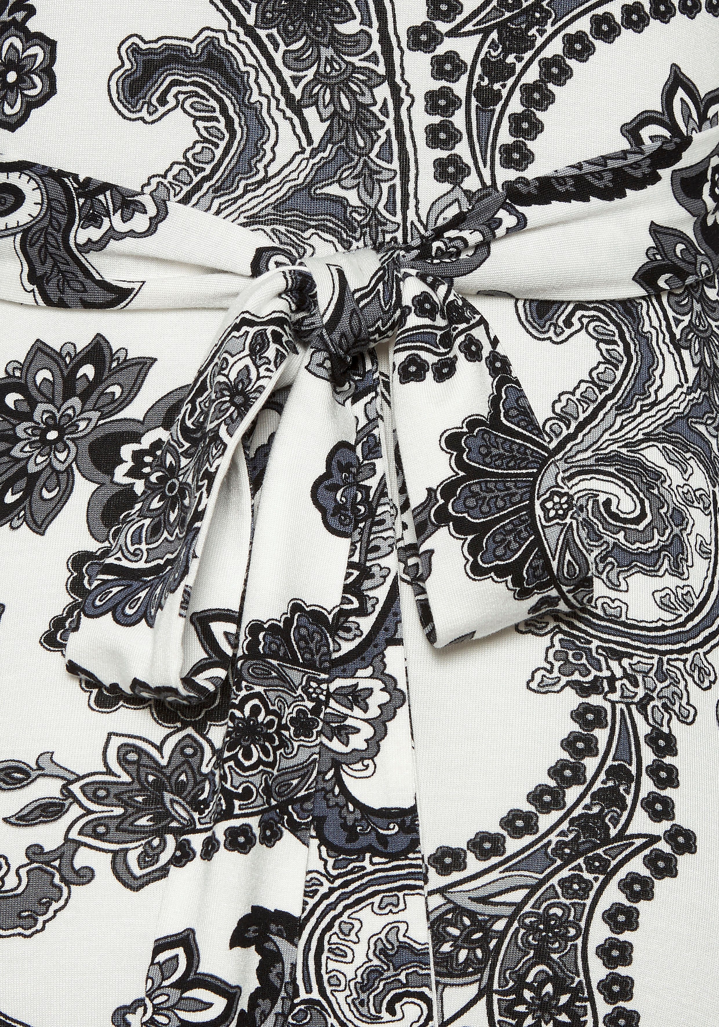 Lascana Zomerjurk met puntzoom en strik in de taille strandjurk paisley-patroon