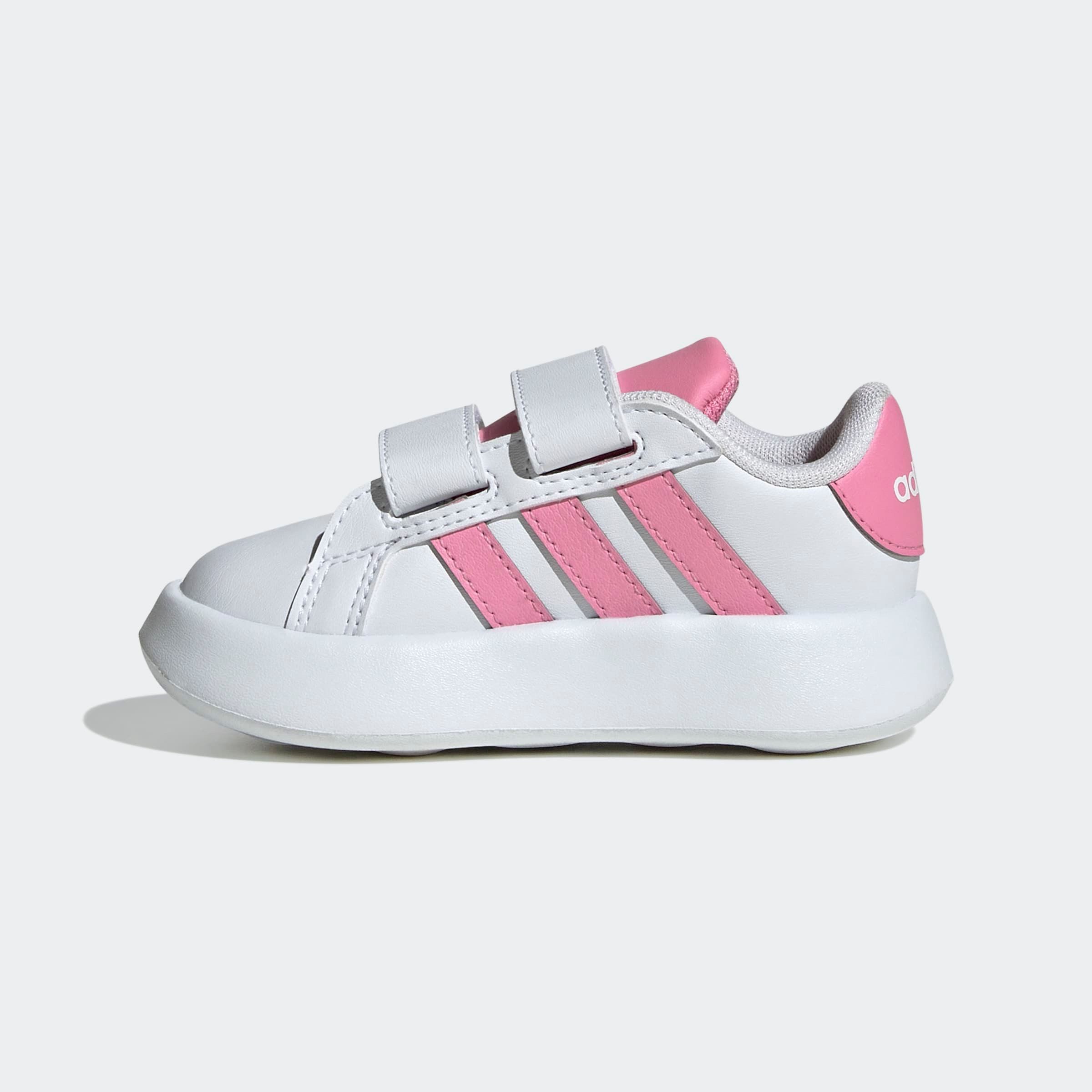 adidas Sportswear Klittenbandschoenen GRAND COURT 2.0 KIDS Design geïnspireerd op de adidas Superstar, voor kinderen