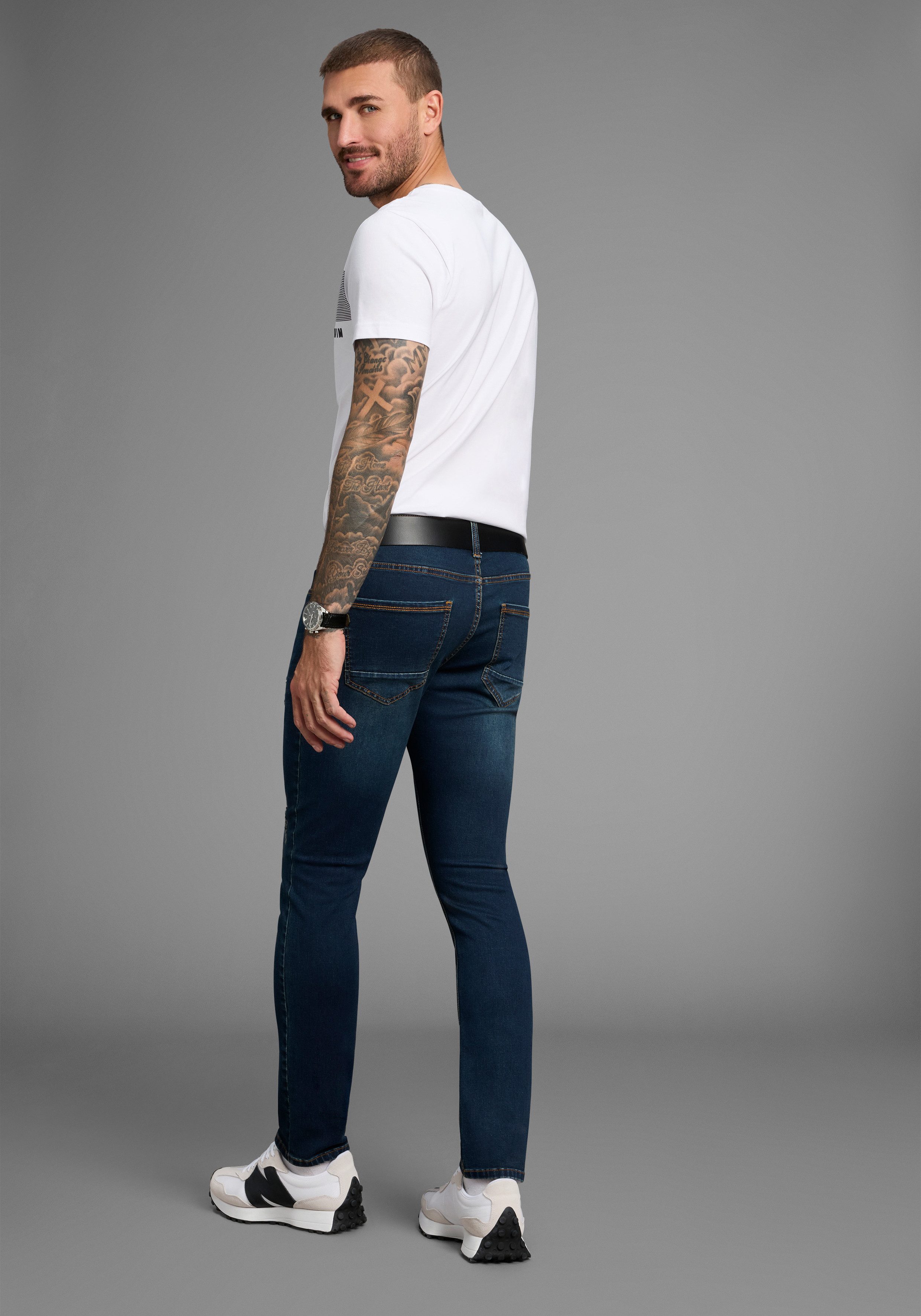 Bruno Banani Slim fit jeans Grady smalle pasvorm, lage taillehoogte, met steekzakken