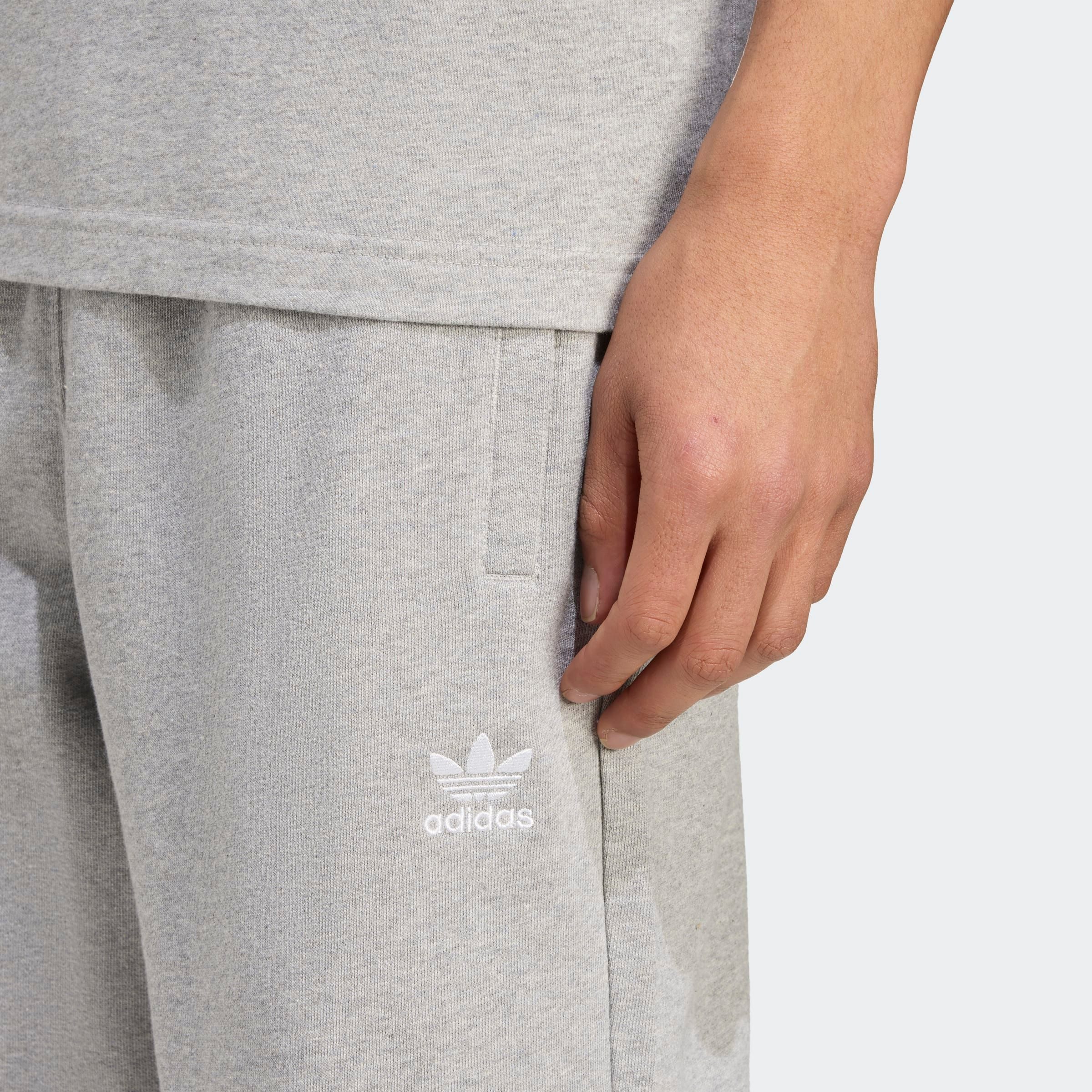 adidas Originals Short ESS SHO Essentiële sweat shorts met logo, van zacht french terry materiaal (1-delig)