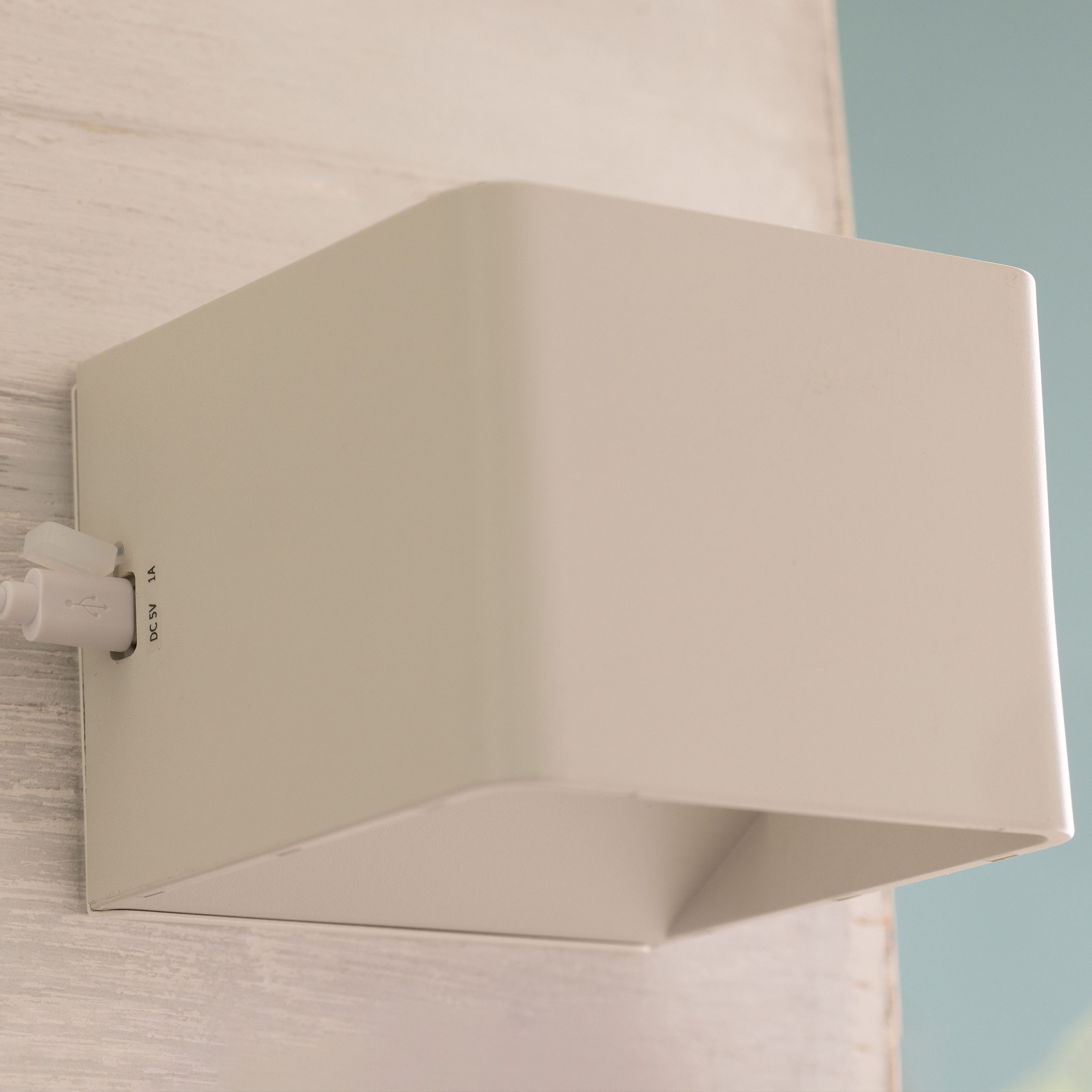 Brilliant Leuchten Wandlamp voor buiten Iseo - draagbare acculamp incl. magnetische plaat Accu, 300 lm, 3000 K, USB, zwart, mobiele buitenlamp, wandlamp (1 stuk)