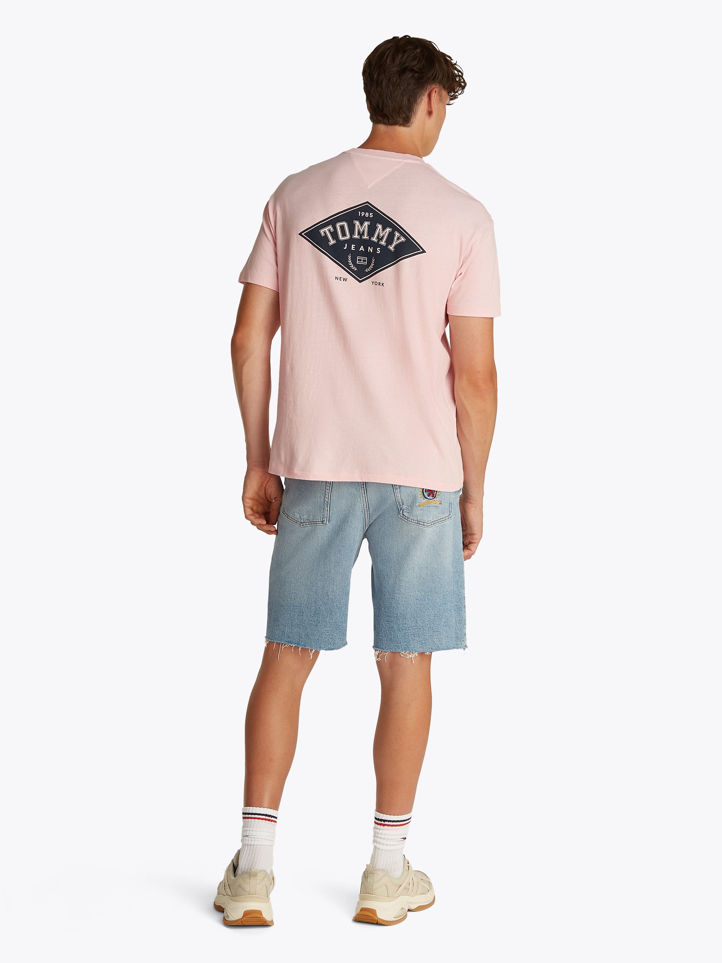 TOMMY JEANS T-shirt TJM RLX VARSITY GRAPHICS TEE EXT