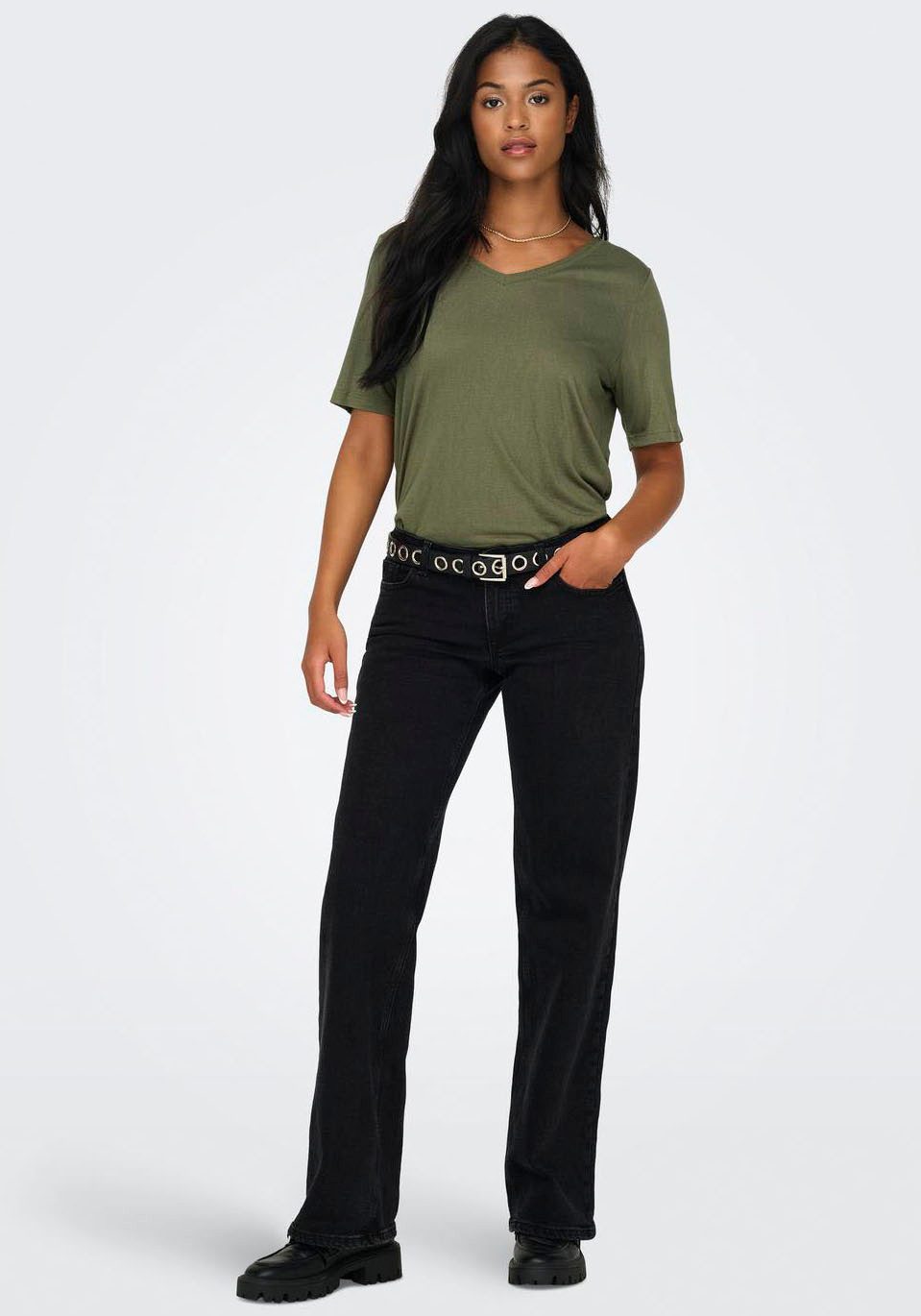 Only Shirt met korte mouwen ONLELISE S/S V-NECK TOP JRS NOOS