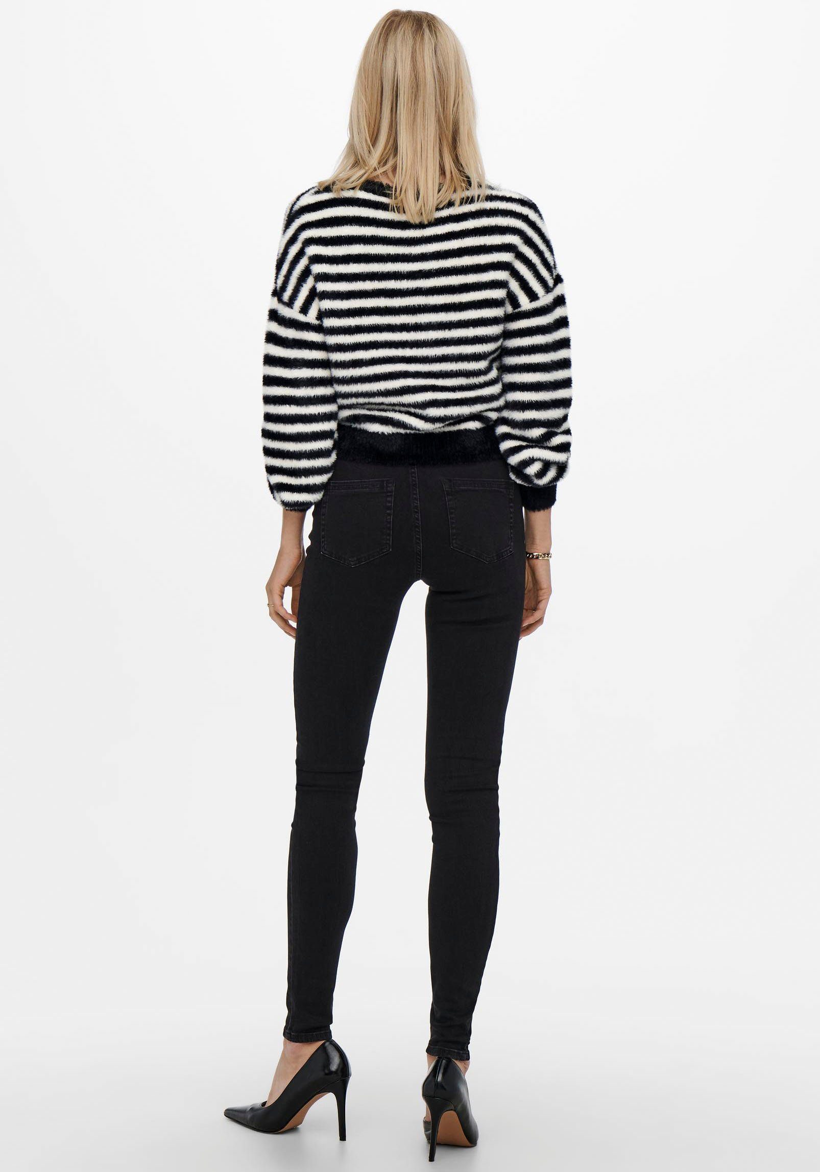 Only Trui met ronde hals ONLPIUMO L/S PULLOVER KNT