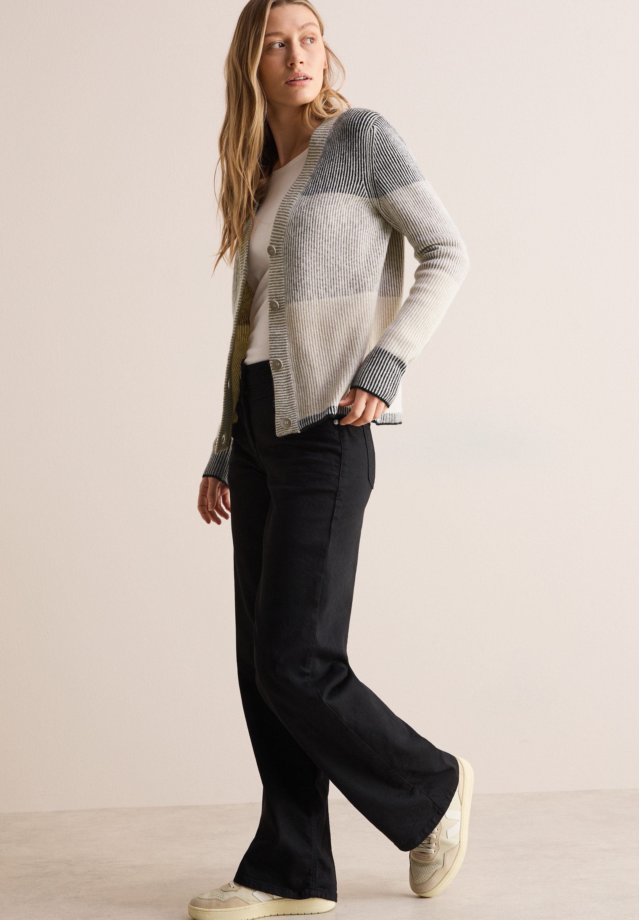 Cecil Vest in modieuze streep-look