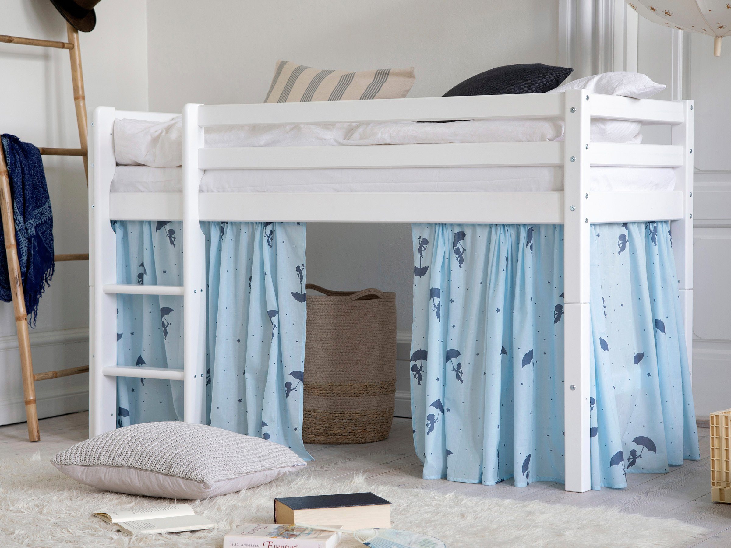 Hoppekids Speelbed Eco Dream Massief hout, naar keuze in 2 afmetingen en 4 kleuren, matras ter keuze