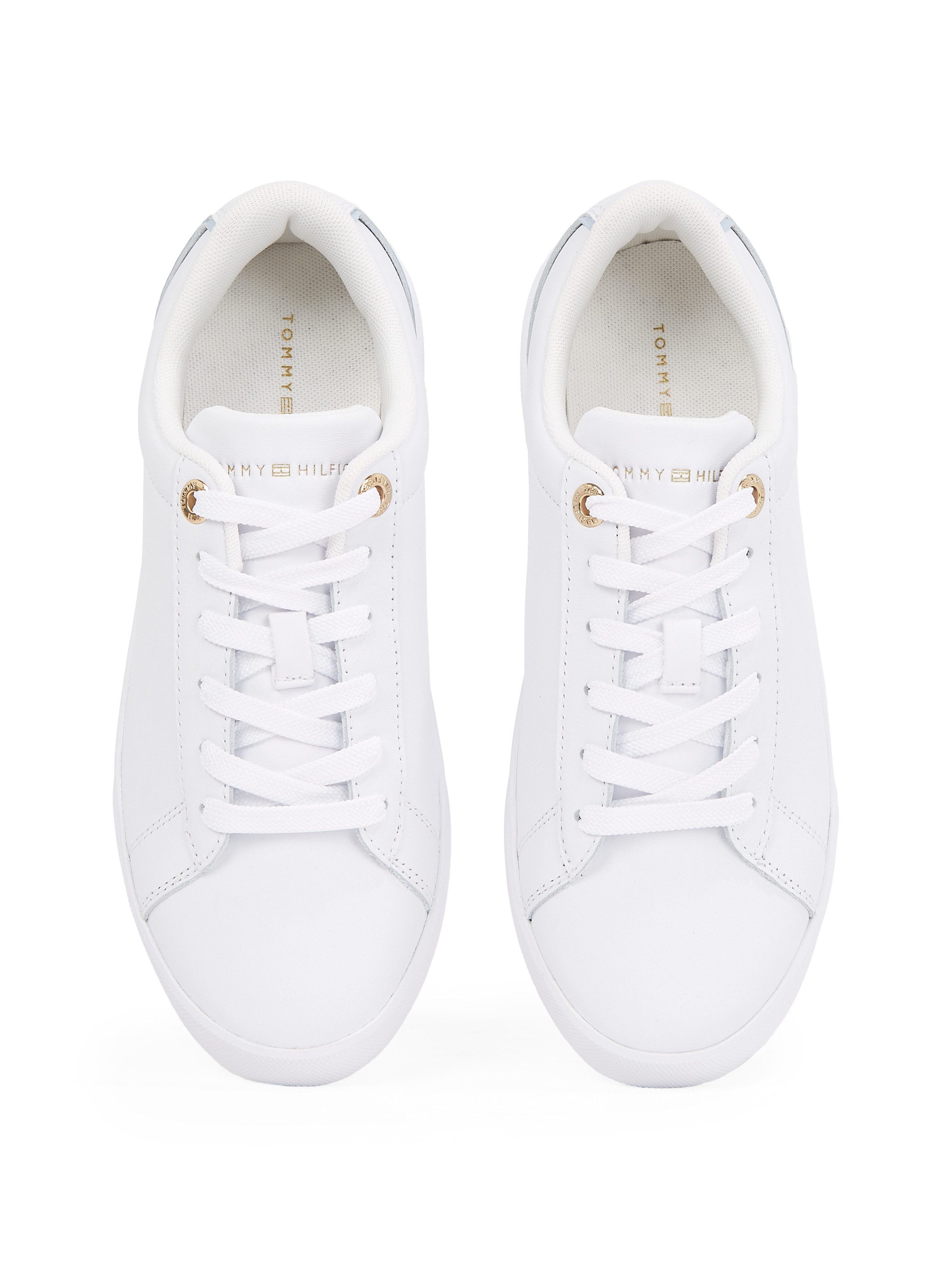 Tommy Hilfiger Plateausneakers CHIC COURT SNEAKER , vrijetijdsschoen, lage schoen, veterschoen, gouden sieraandeel