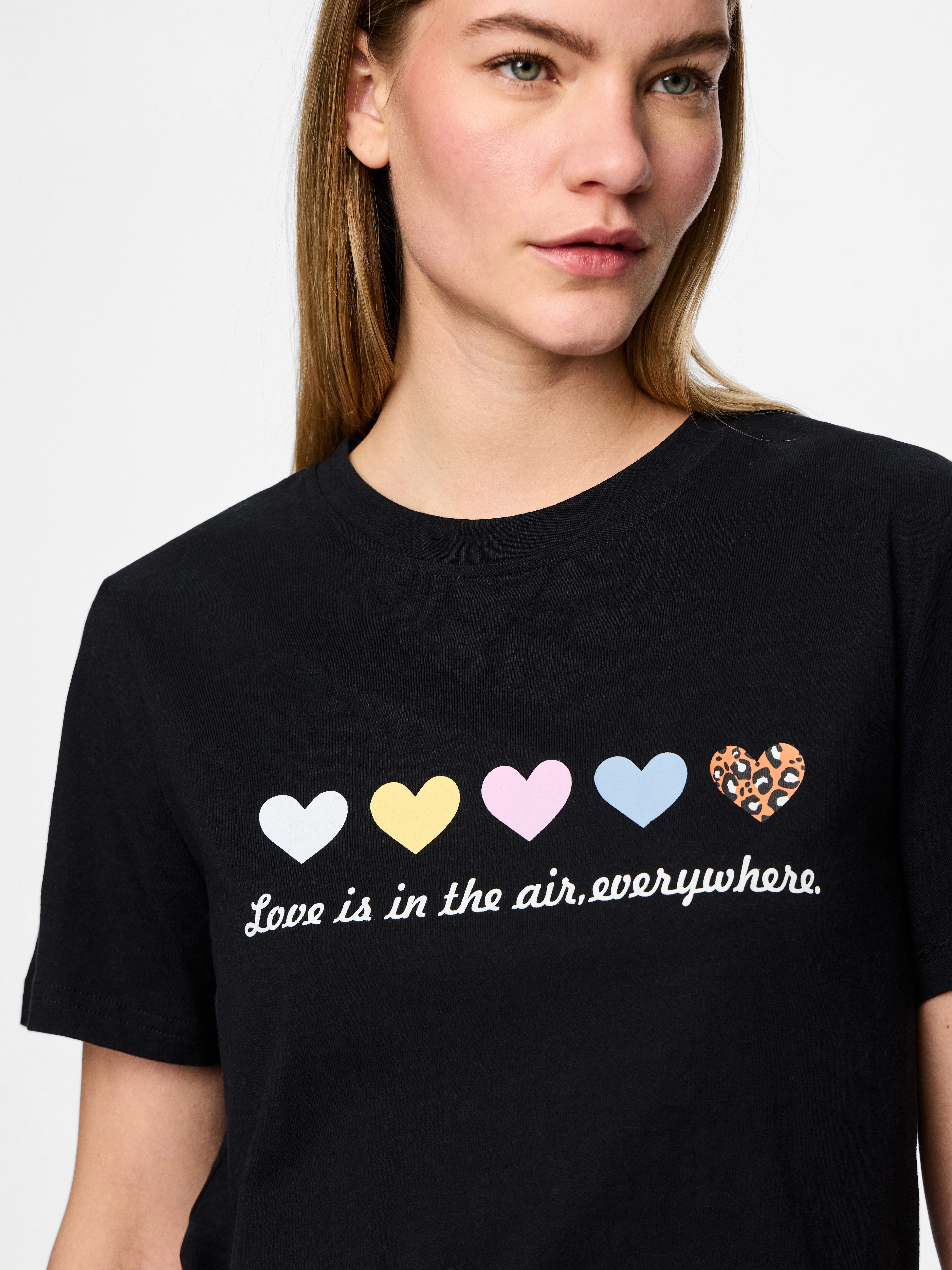 pieces Shirt met korte mouwen PCMARIA SS O-NECK TEE BC MM JRS