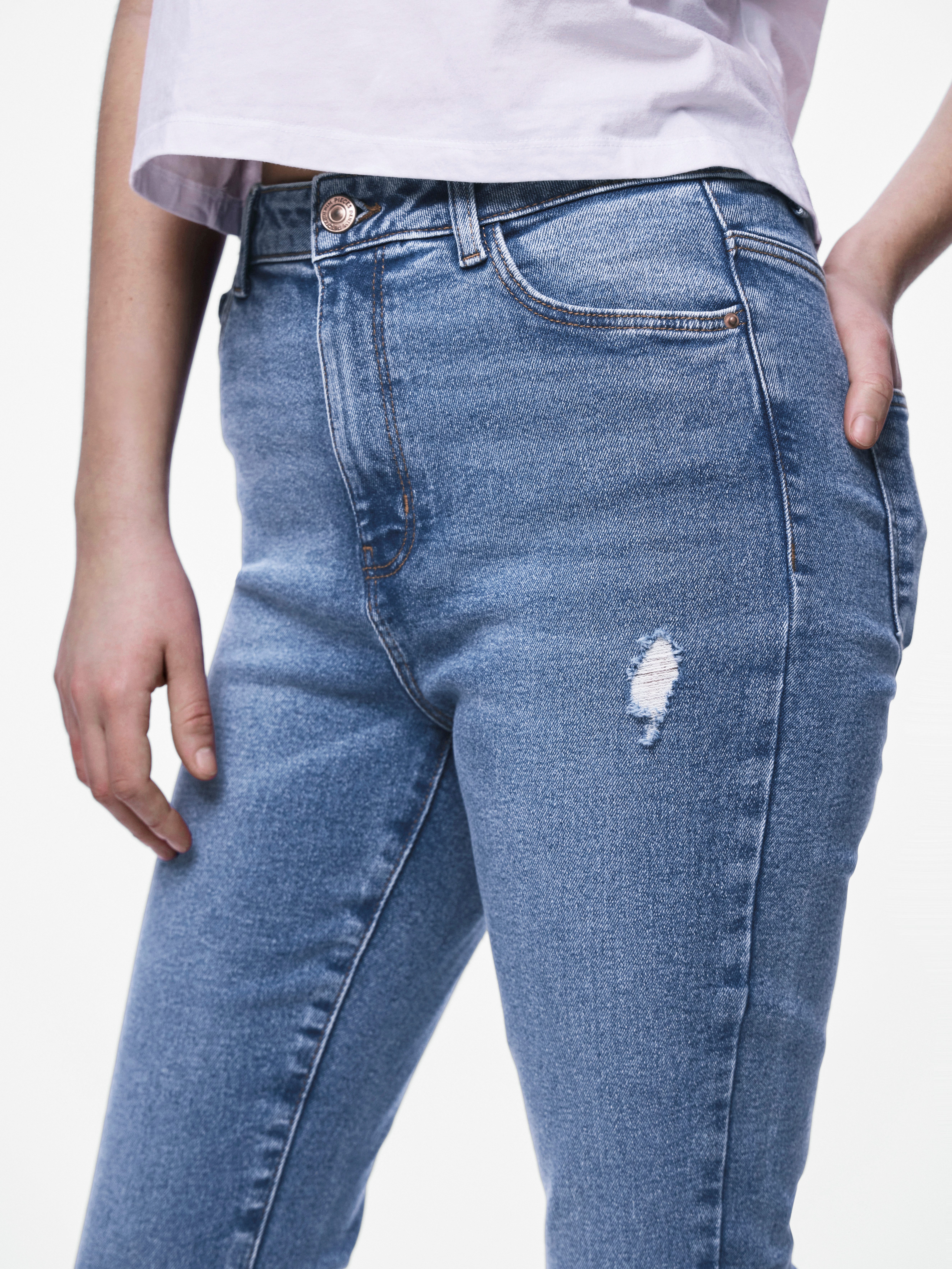 pieces Skinny fit jeans PCDANA HW DEST SKINNY JNS MB402 NOOS BC