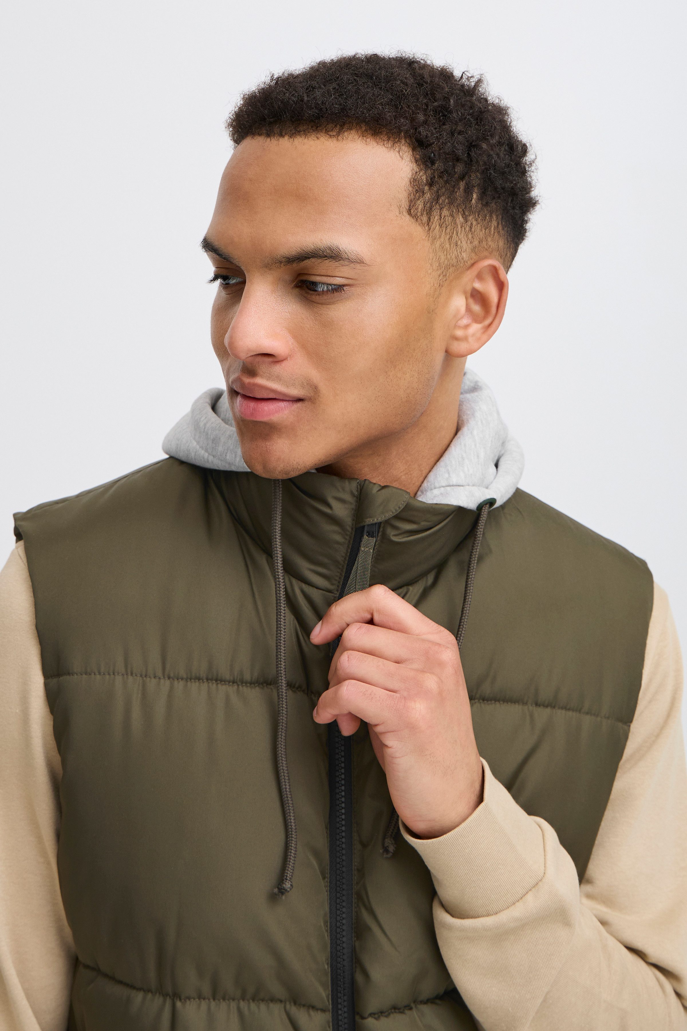 Blend Outdoorjack BHELWIN vest w. jersey hood