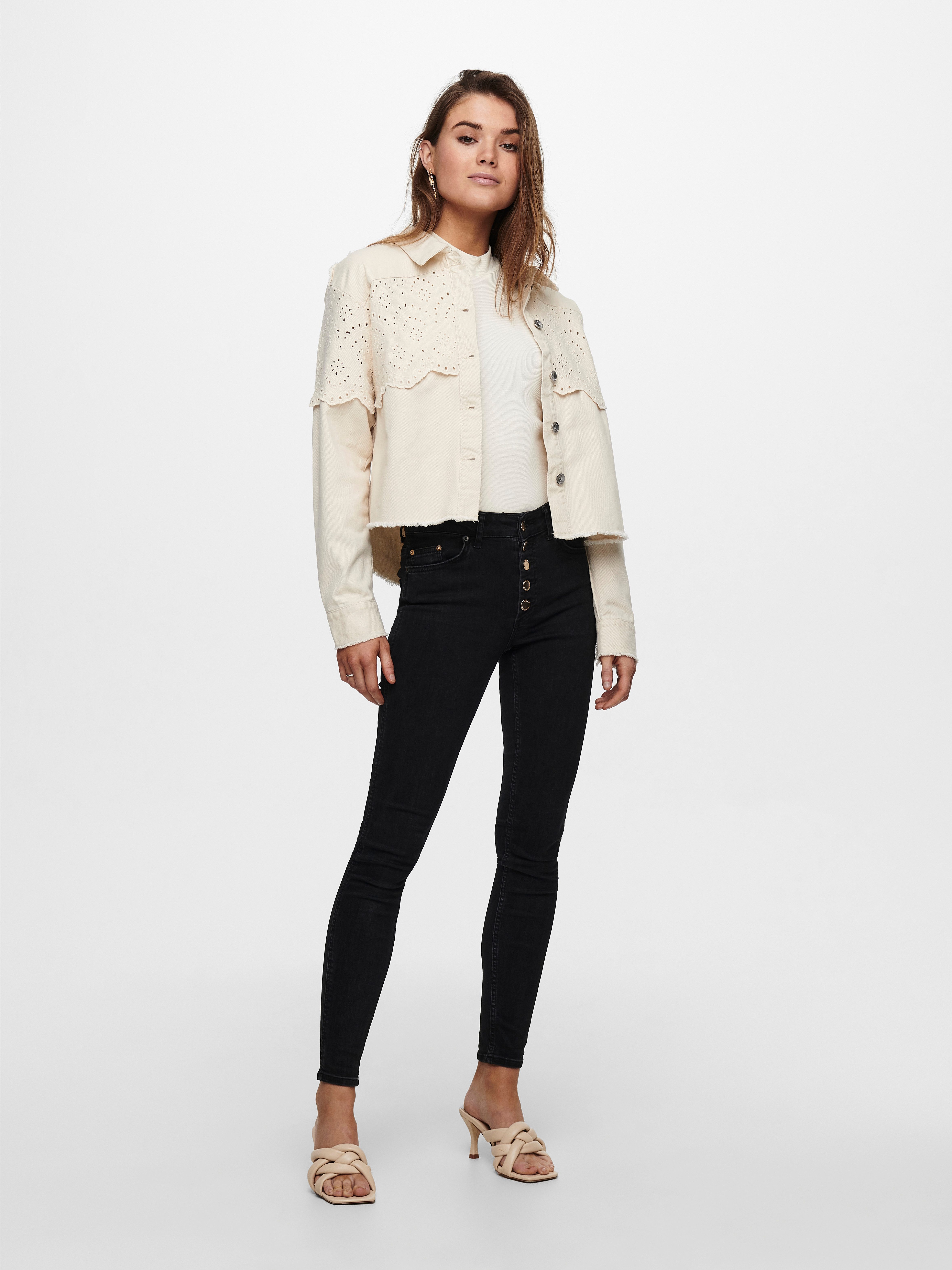 Only Kort jack ONLELENA CROCHET JACKET NC OTW