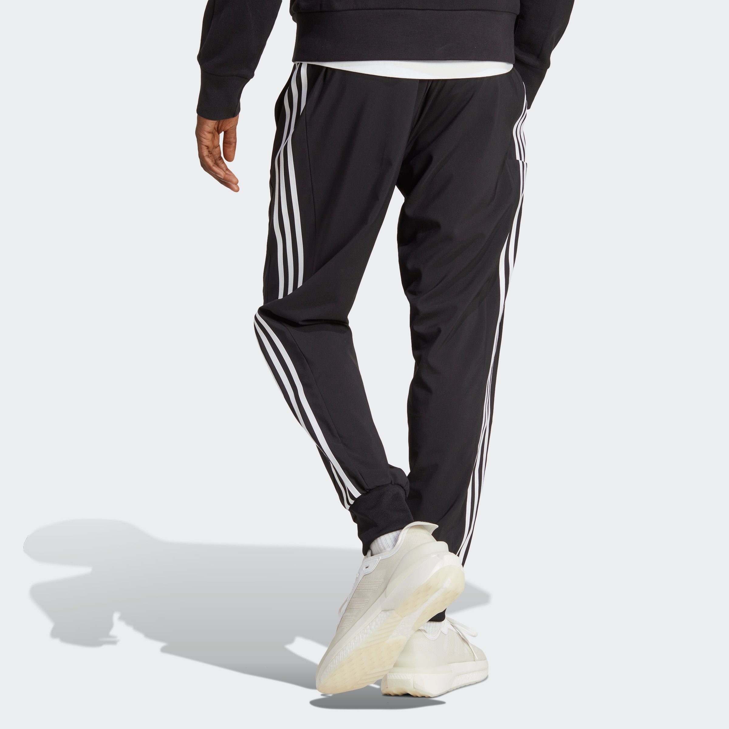 adidas Sportswear Sportbroek AEROREADY ESSENTIALS TAPERED CUFF WOVEN 3STREPEN BROEK (1-delig)