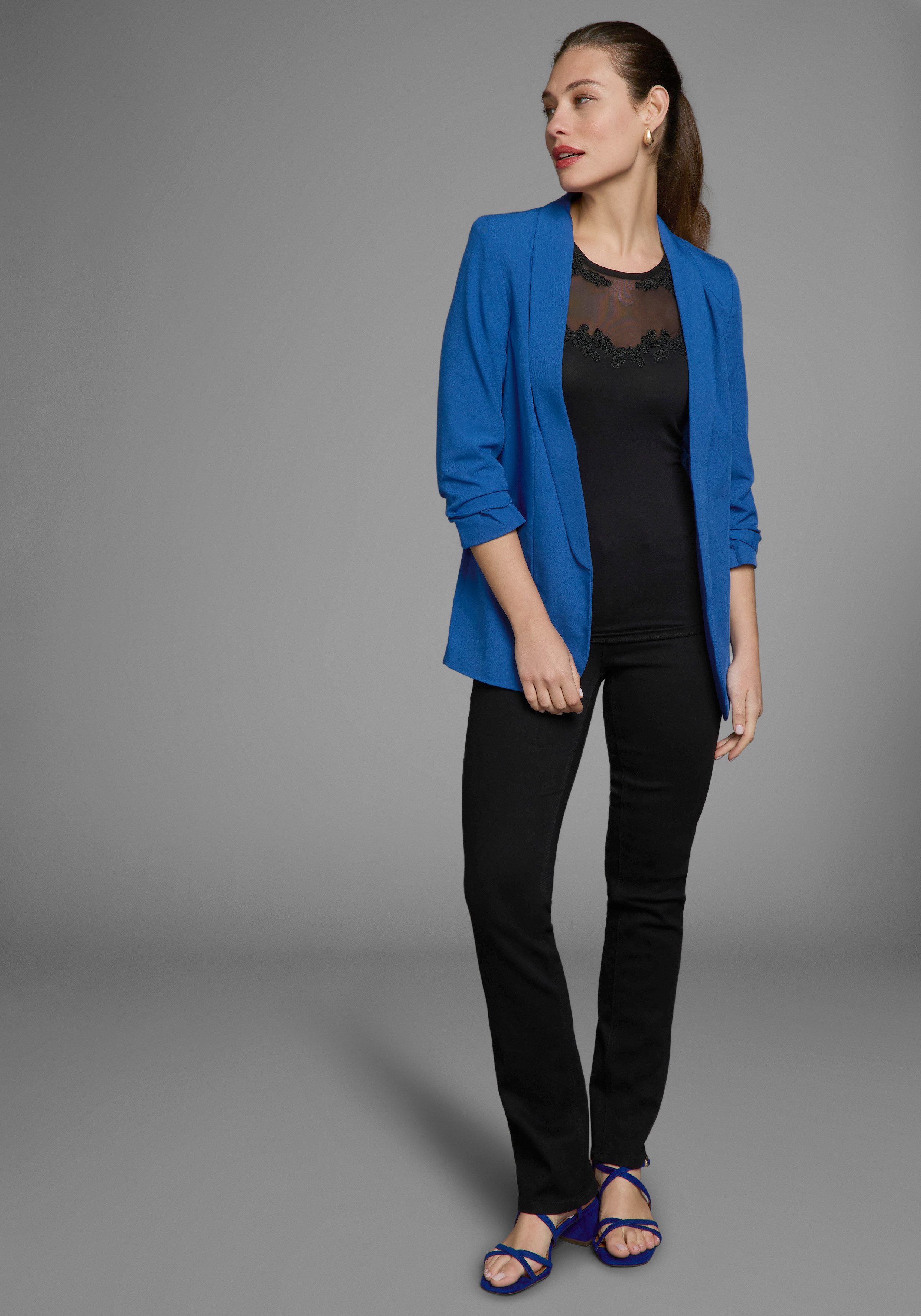 Melrose Shirt met ronde hals Korte mouwen, zeer figuurvolgend, feminiene stijl