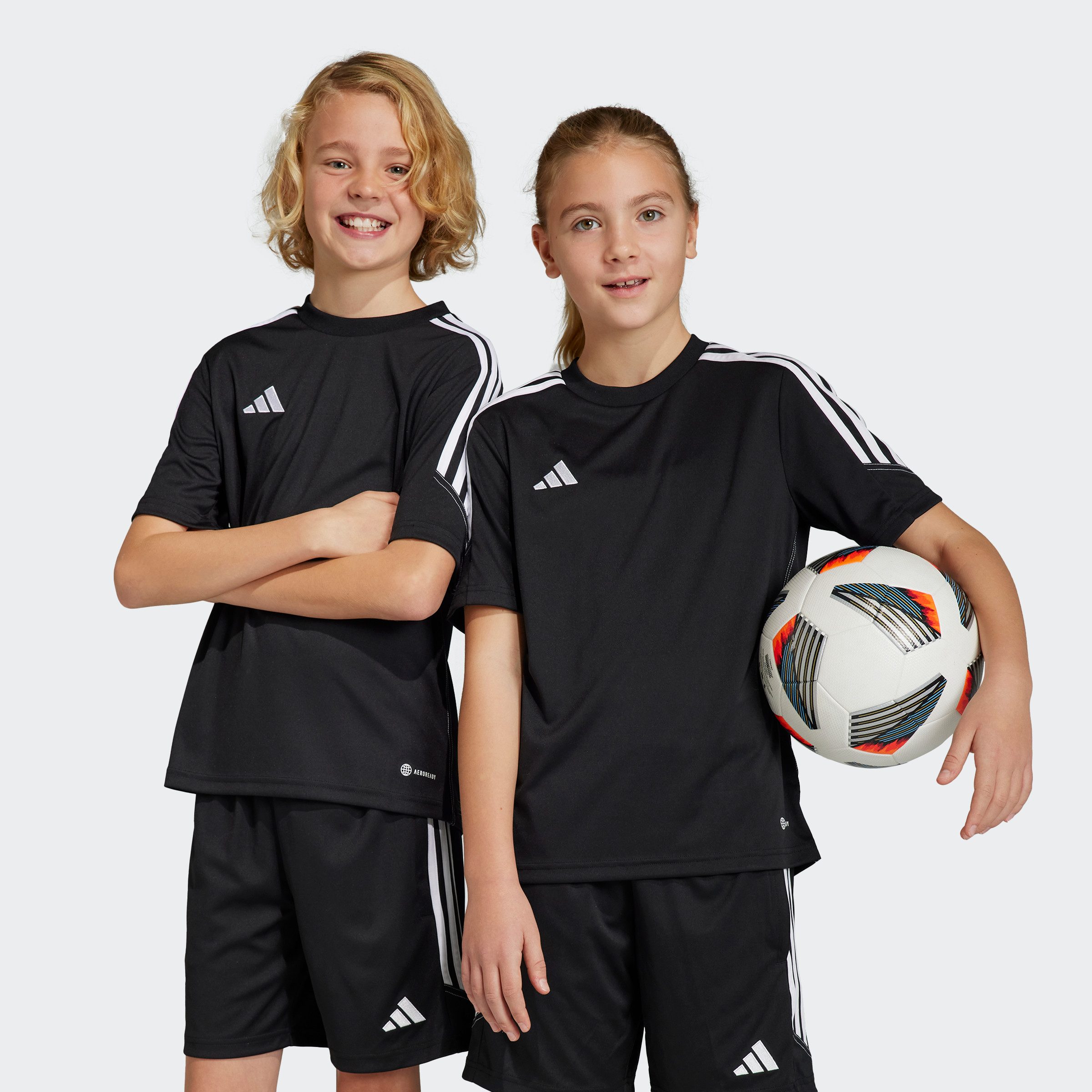 adidas Adidas tiro 23 voetbalshirt zwart-wit kinderen kinderen