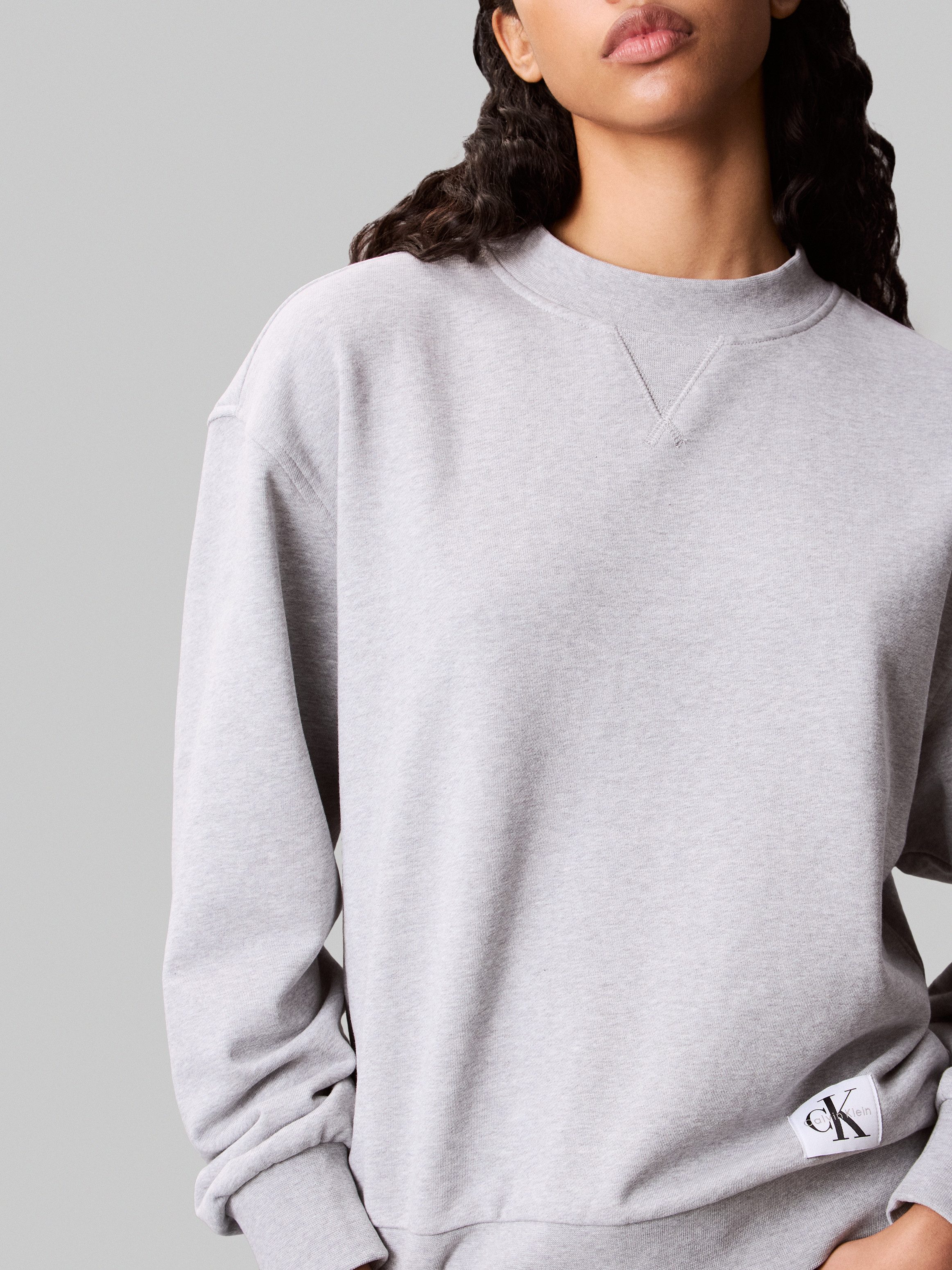 Calvin Klein Sweatshirt A- LS BADGE LOGO TERRY CREW NK