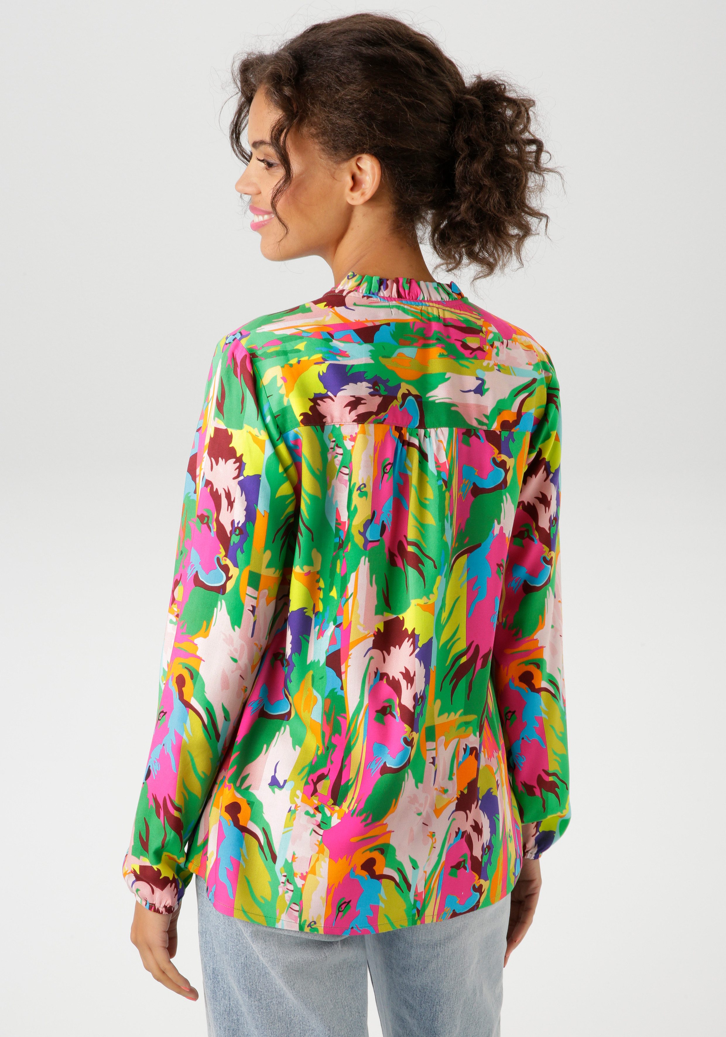 Aniston CASUAL Blouse zonder sluiting met leeuwenkoppen in kleurrijke jungleprint - nieuwe collectie