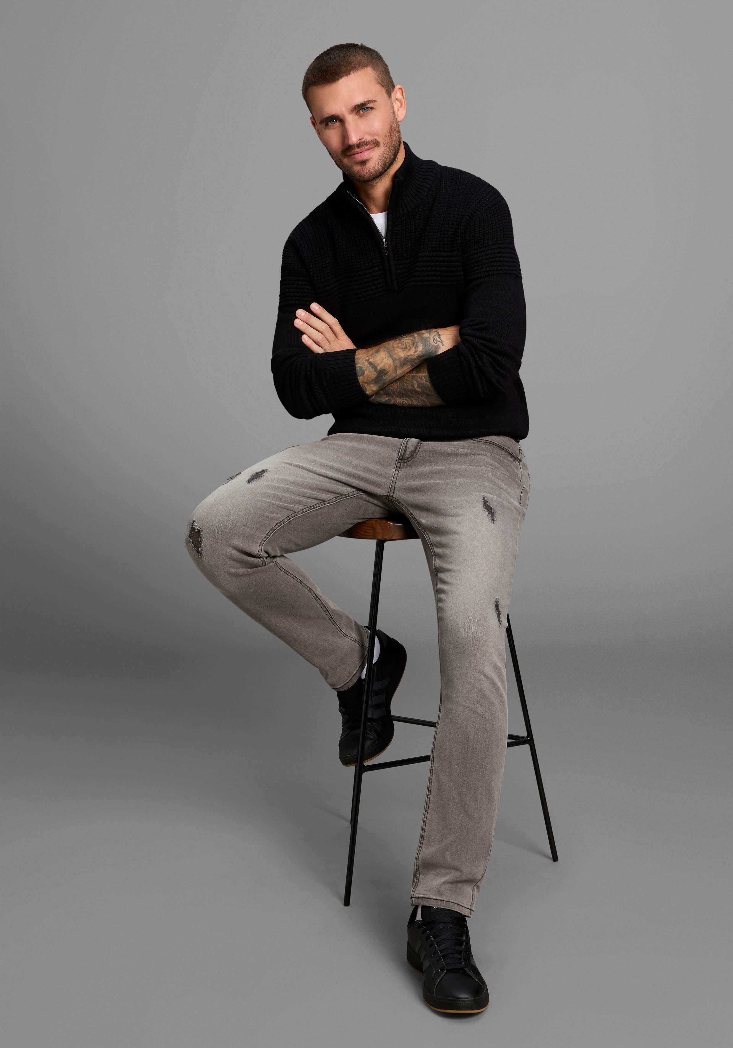 Bruno Banani Straight jeans Hutch rechte broekspijpen, gedeeltelijk met modieuze destroyed-effecten,