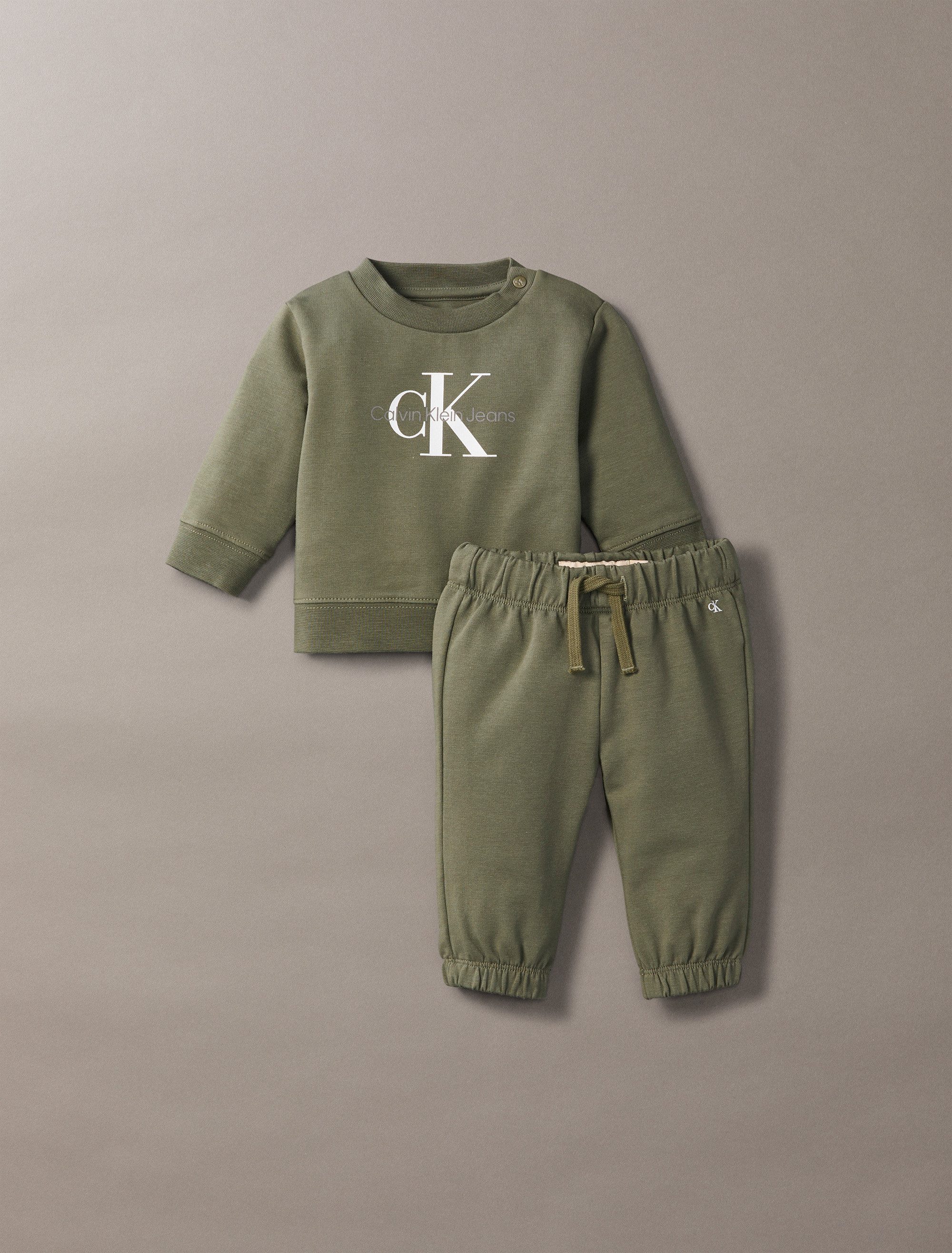 Calvin Klein Shirt broek MONOGRAM CN SWEATSHIRT SET voor baby’s tot 2 jaar, cadeau set (set, 2-delig)