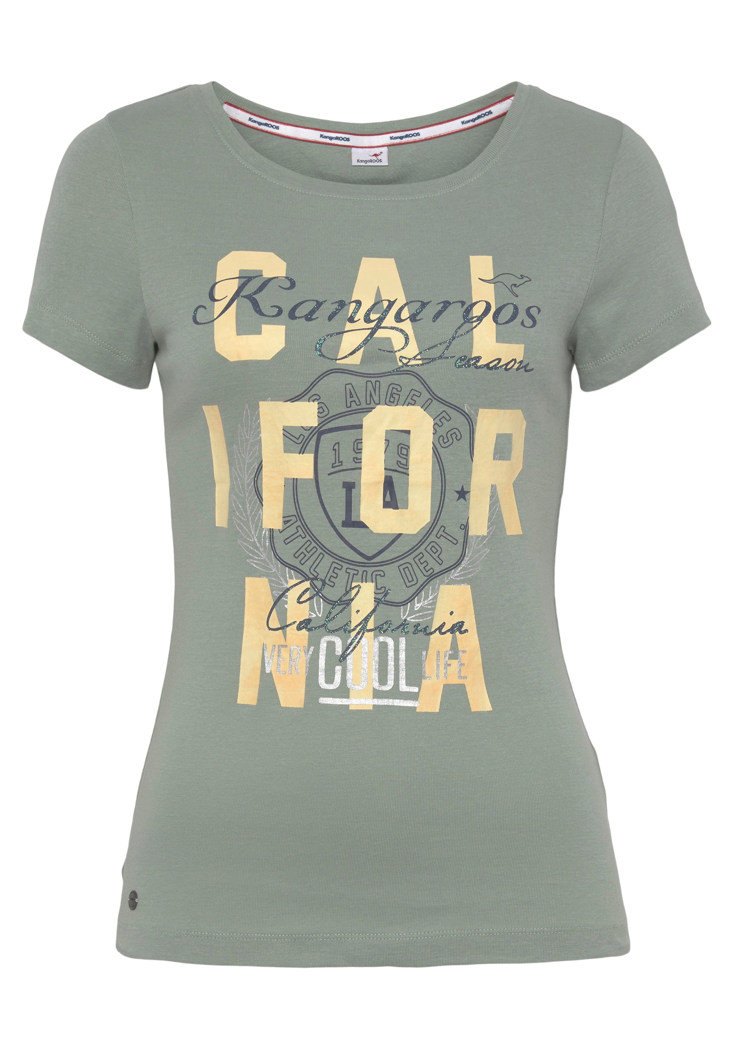 KangaROOS Shirt met print Korte mouwen, zeer figuurvolgende snit, met trendy logoprint
