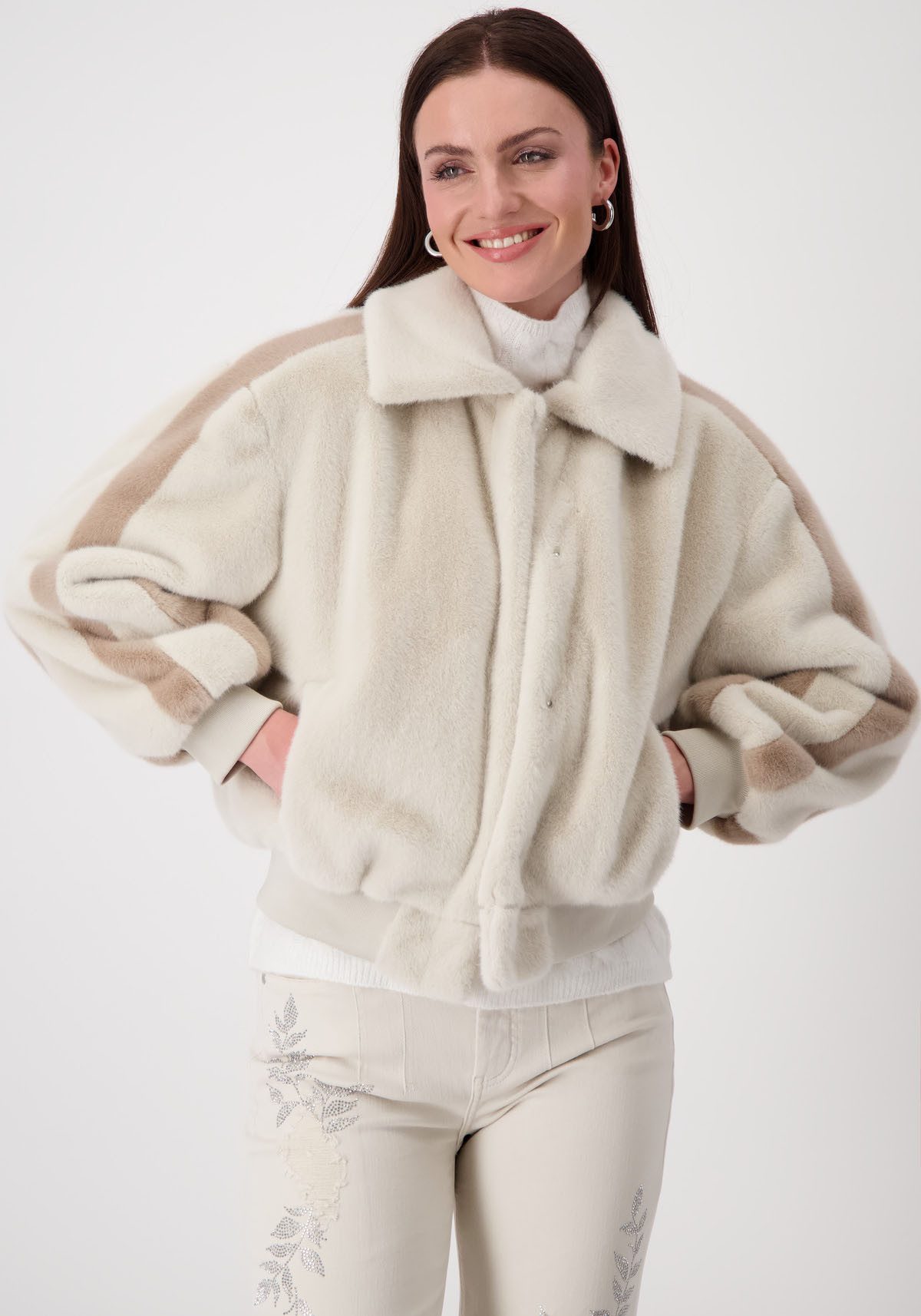 Monari Outdoorjack van imitatiebont dames wandelen & outdoor maat 46 beige