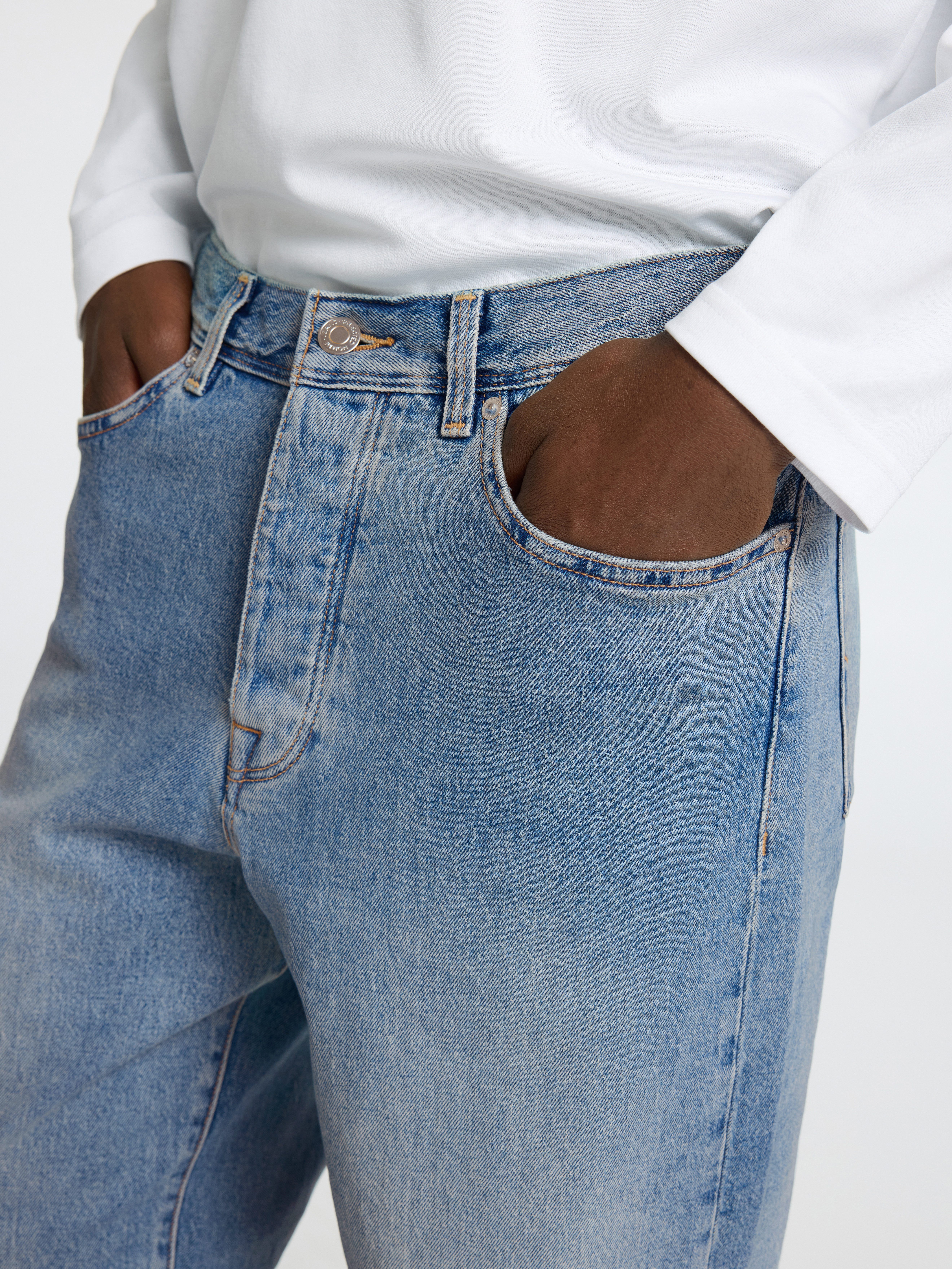 SELECTED HOMME Relax fit jeans SLH220-LOOSE KOBE 3501 L.B WASH JNS NOOS