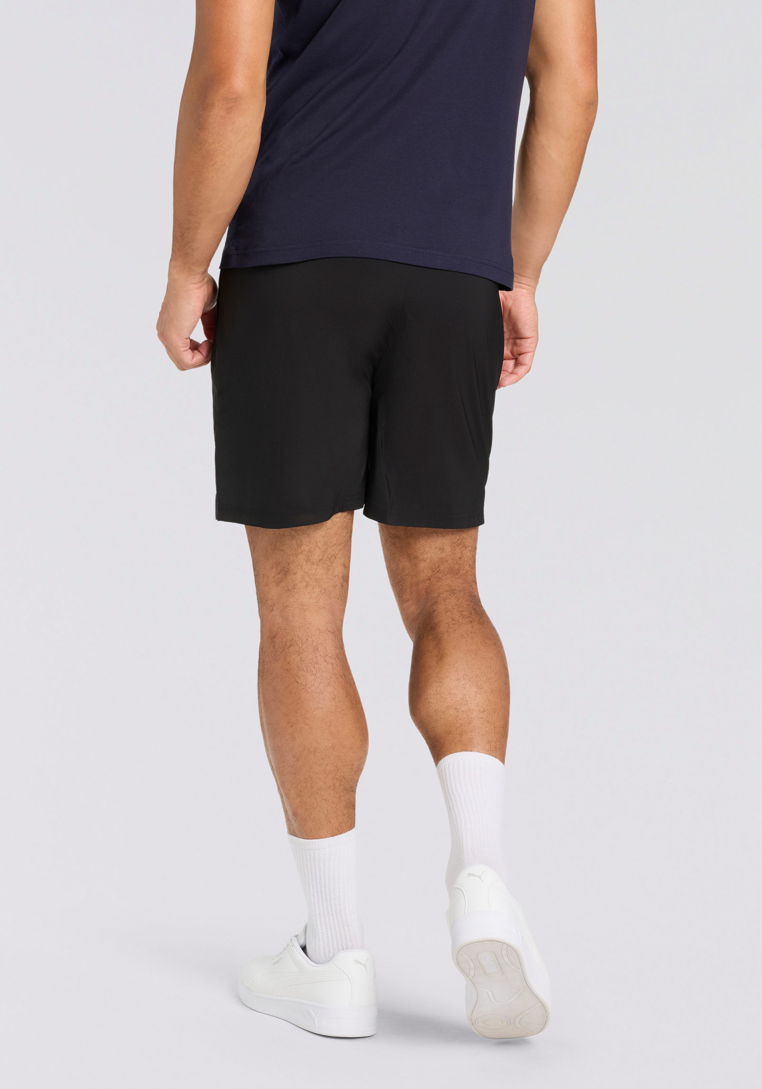 PUMA Trainingsshort M TAD FOUNDATIONS 7" WOVEN SHORT W/ ZIP POCKETS
