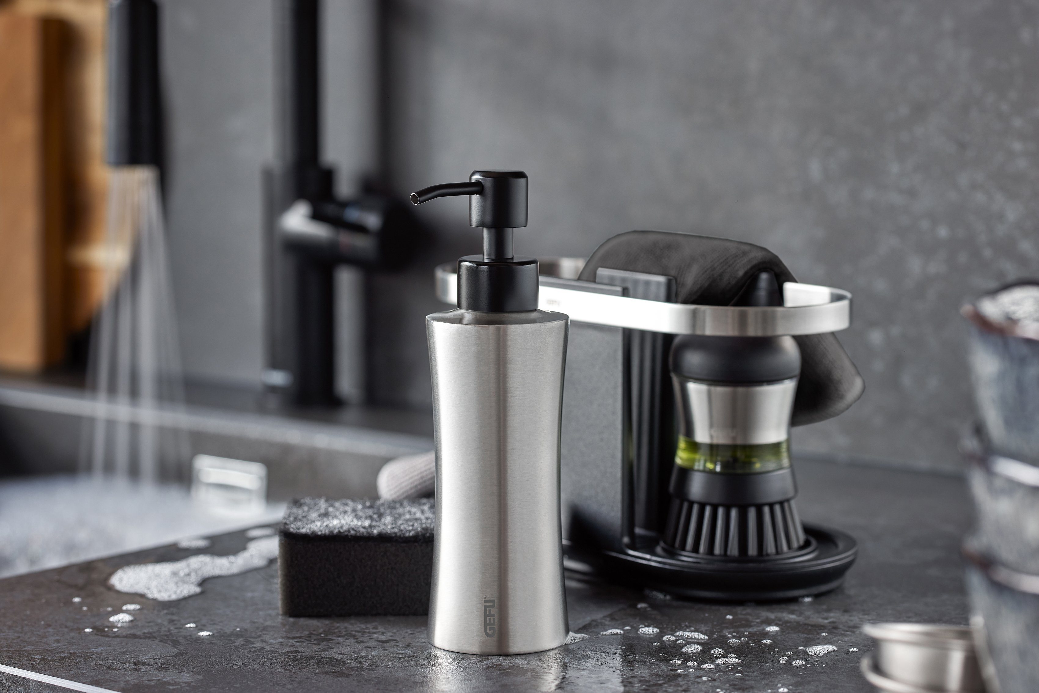 GEFU Dispenser voor afwasmiddel SWIFT perfecte aanvulling op de organizer smartline, 230 ml (1-delig)