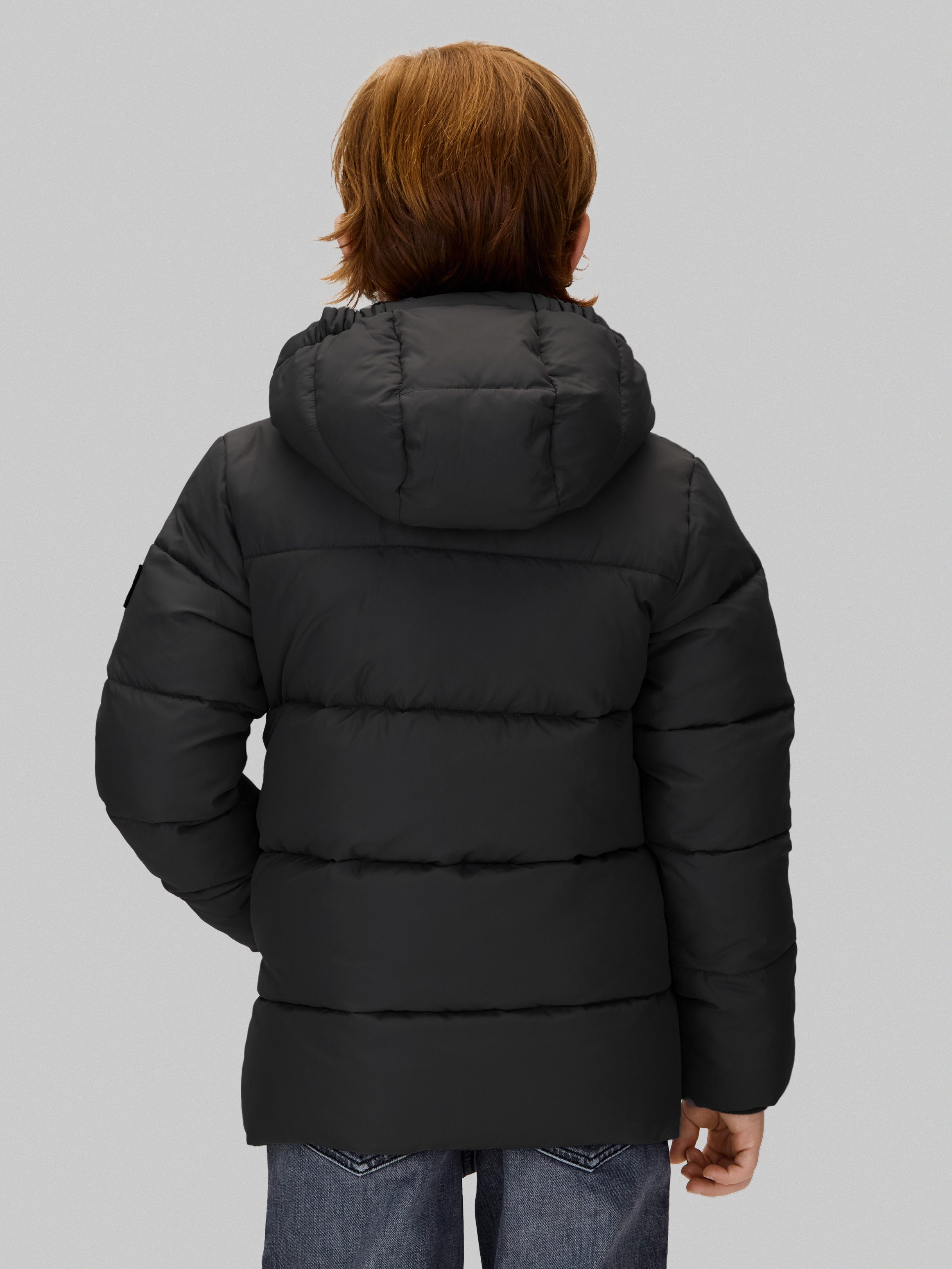 Calvin Klein Winterjack ESSENTIAL PUFFER JACKET voor kinderen tot 16 jaar en calvin klein merklabel