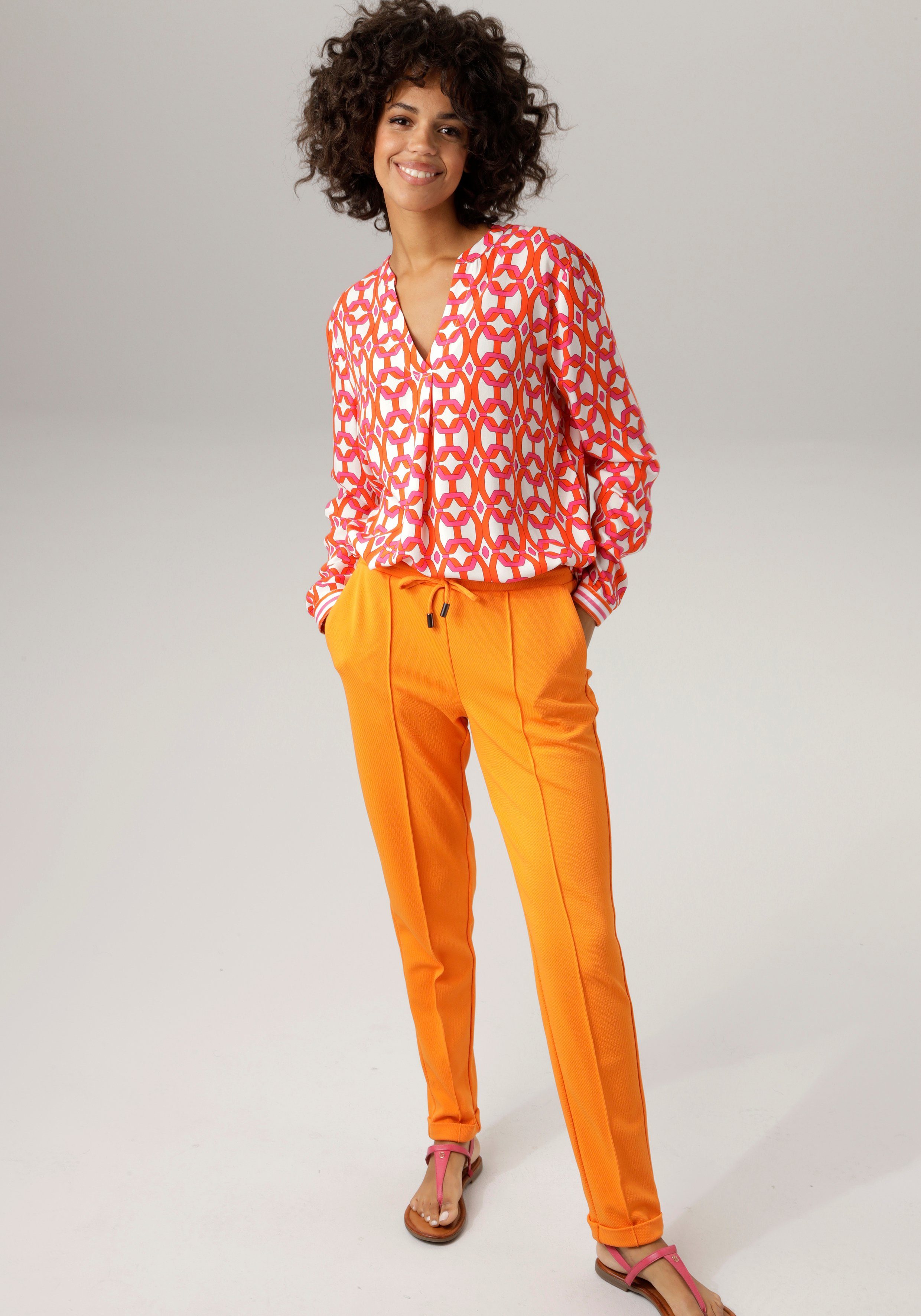 Aniston CASUAL Blouse zonder sluiting met opvallende, grafische print