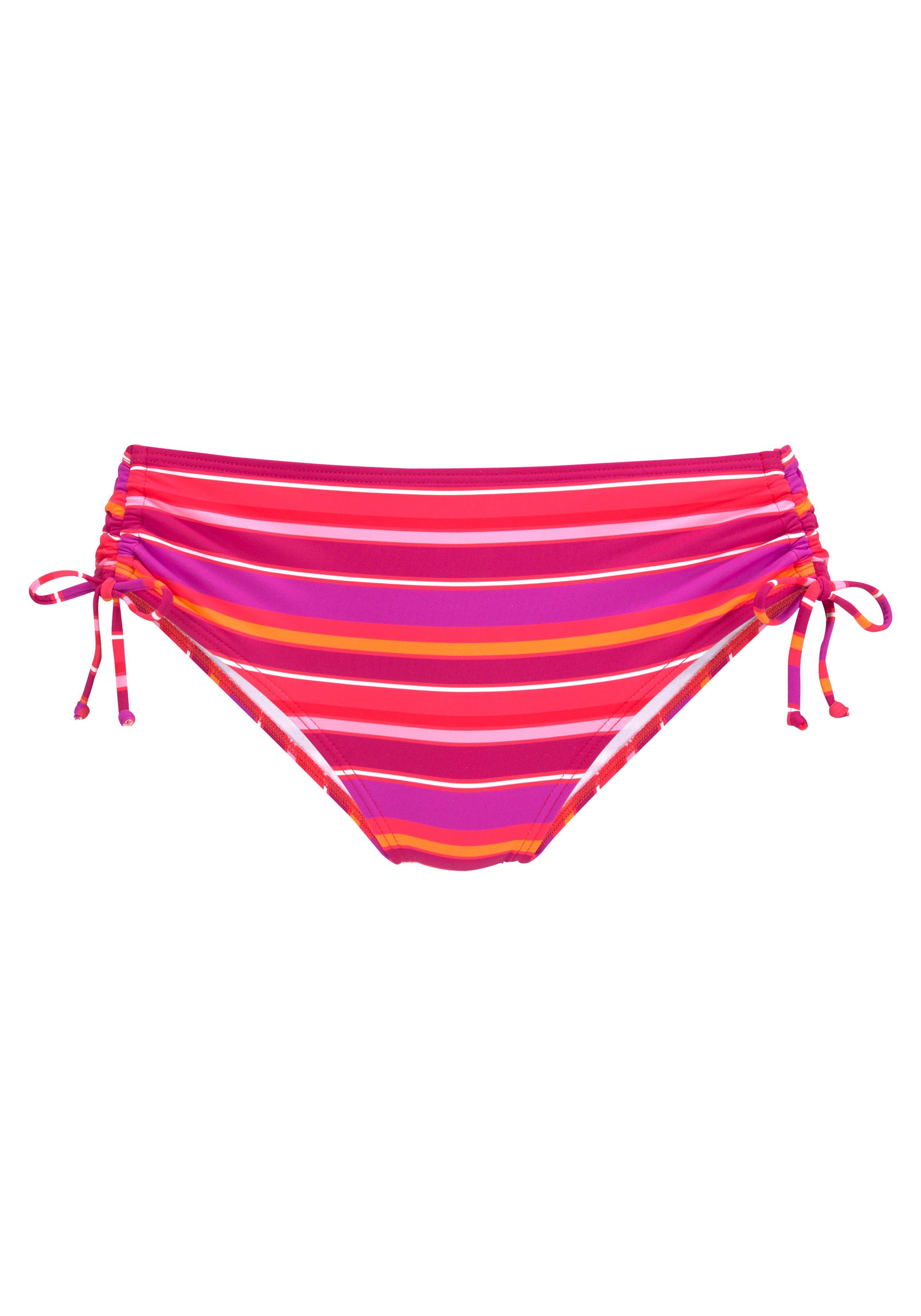 s.Oliver RED LABEL Beachwear Bikinibroekje zij-reguleerbaar en met trendy streepdesign