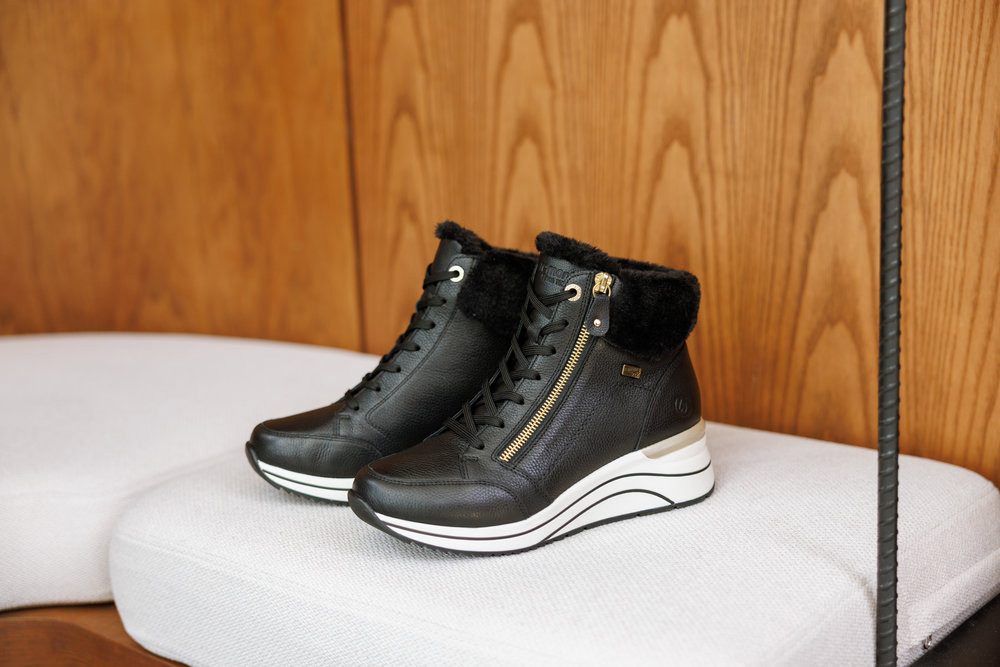 Remonte Winterlaarsjes sleehak, veterschoenen met waterafstotende tex-membraan