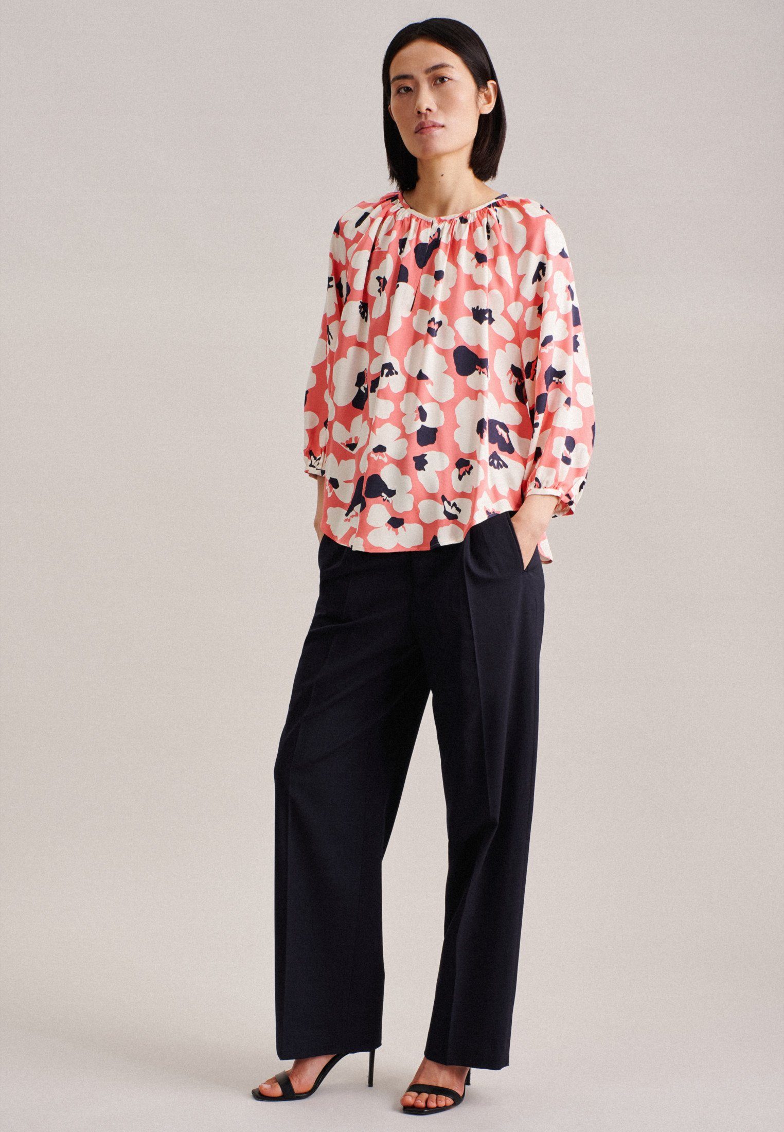 seidensticker Blouse zonder sluiting Zwarte roos Lange mouwen ronde hals print