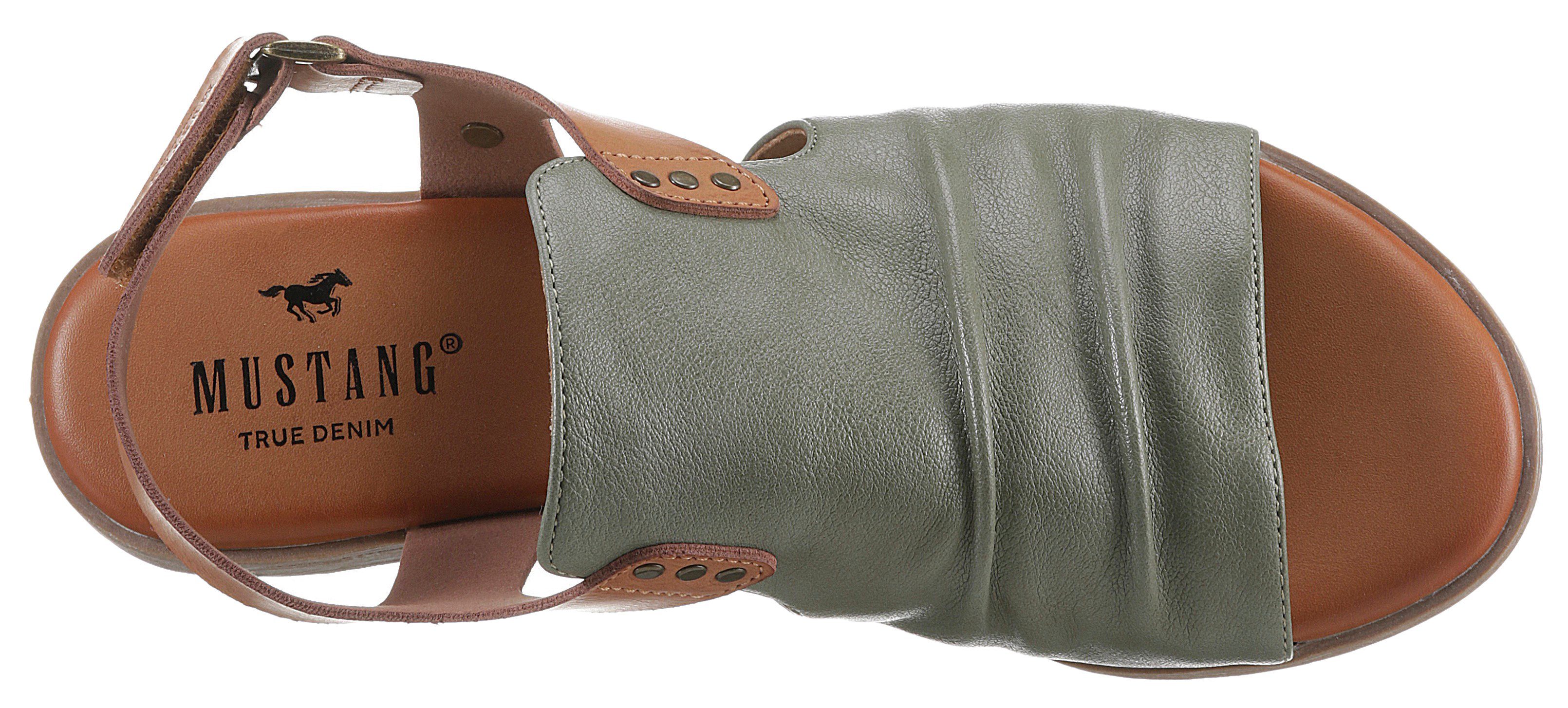 Mustang Shoes Sandalen zomerschoen, sandaal, blokhak, met klittenbandsluiting