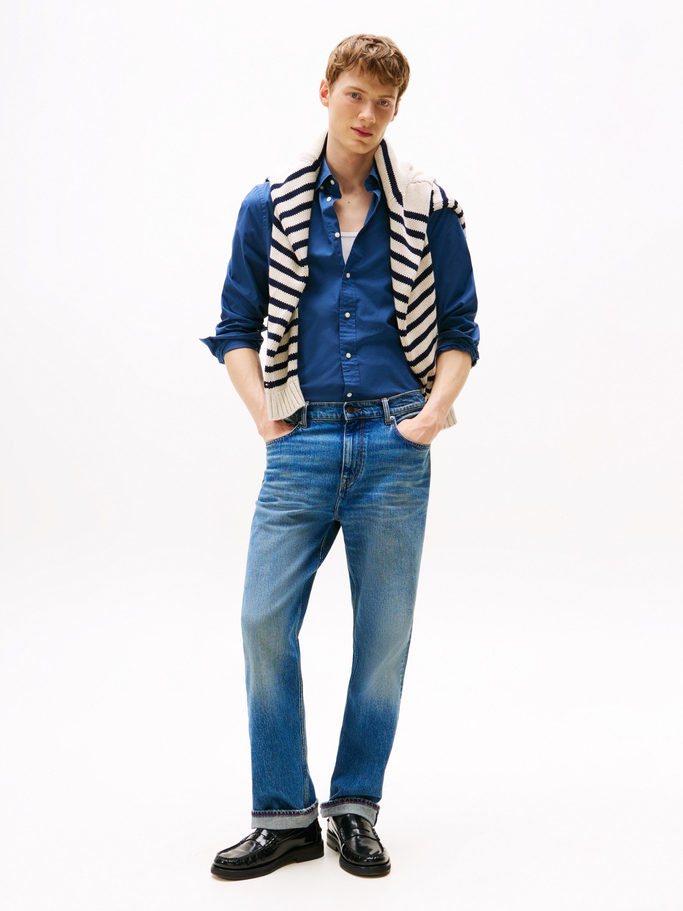 Tommy Hilfiger Businessoverhemd FLEX POPLIN SOLID RF SHIRT met button-down en rugplooi