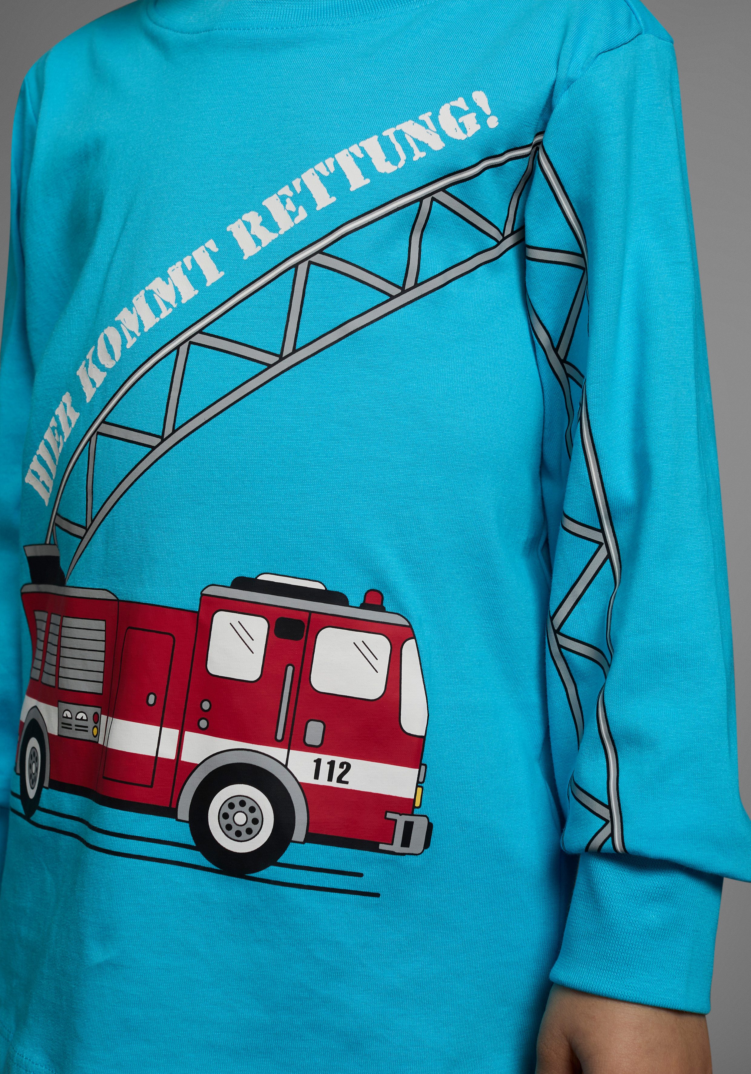 KIDSWORLD Shirt met lange mouwen HIER KOMMT RETTUNG Lange mouwen, basic pasvorm, frisse print