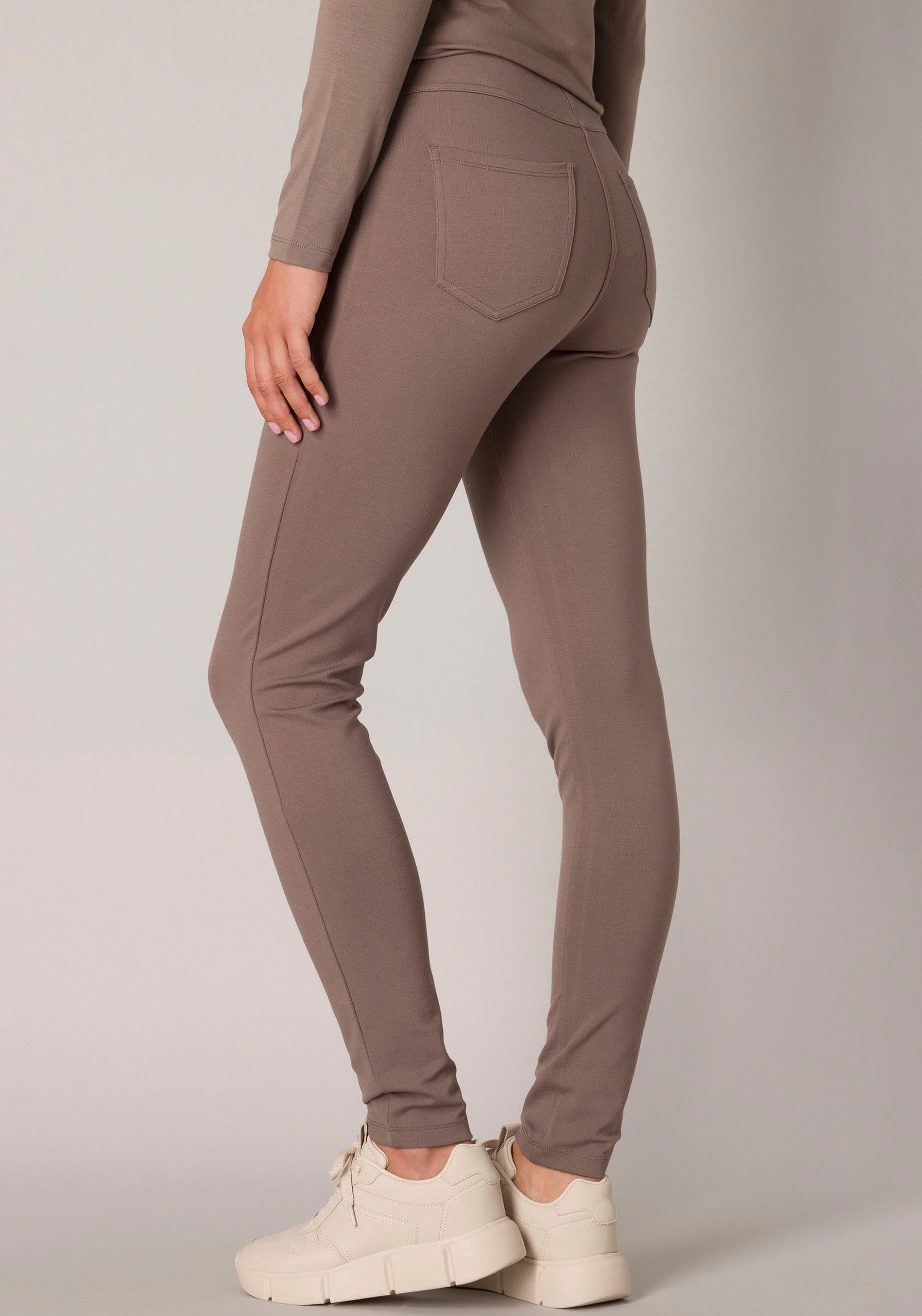 Base Level Tregging met elastische taille