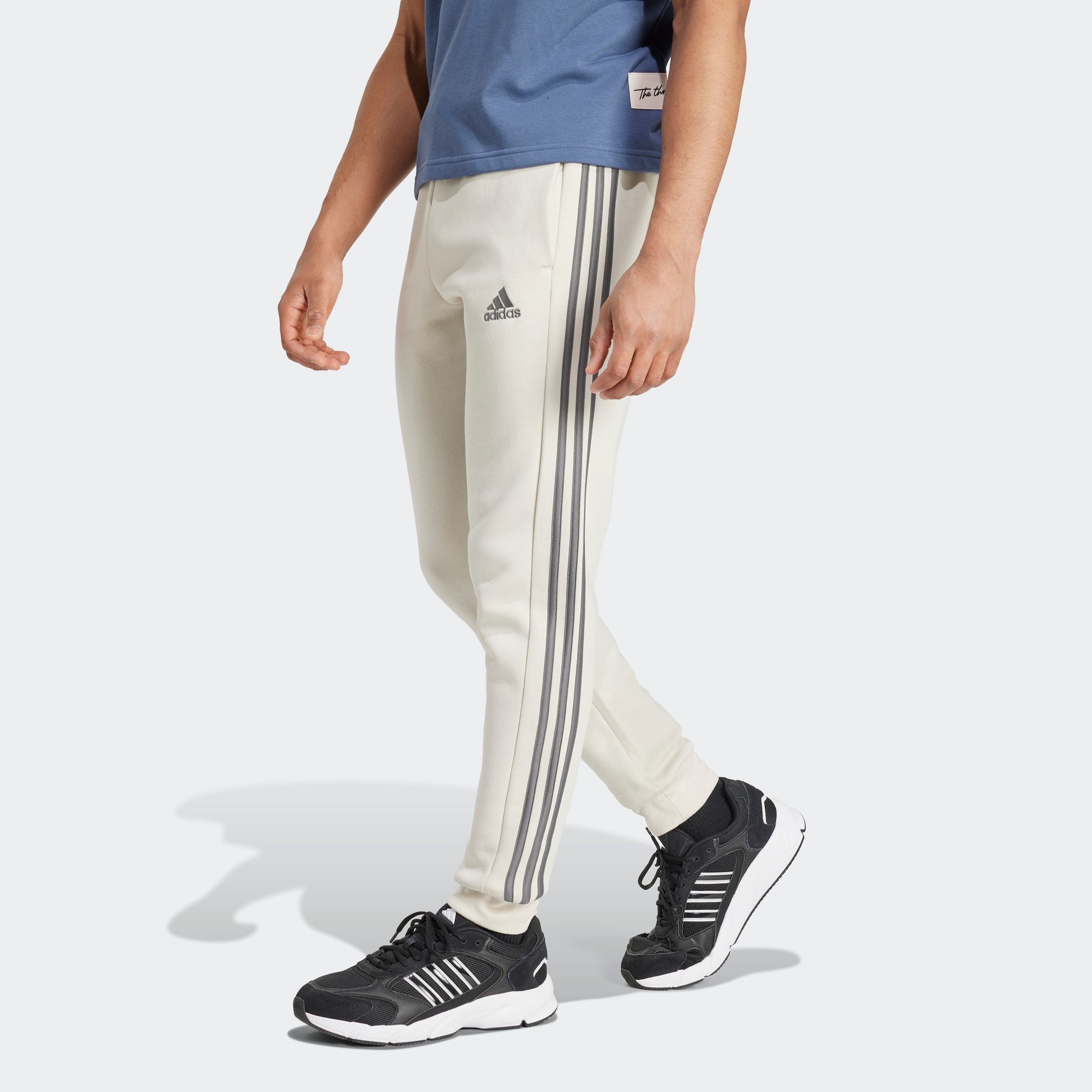 adidas Sportswear Sportbroek ESSENTIALS 3STRIPES TAPERED CUFF BROEK (1-delig)