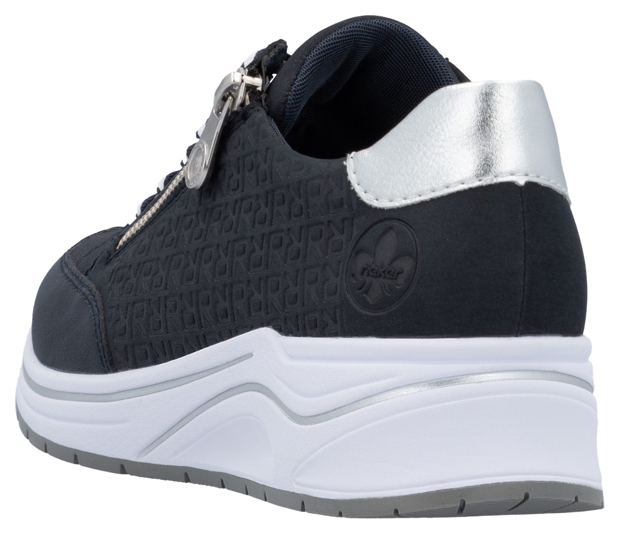 Rieker Sneakers met sleehak , lage schoen, veterschoen, vrijetijdsschoen bedrukt met letters