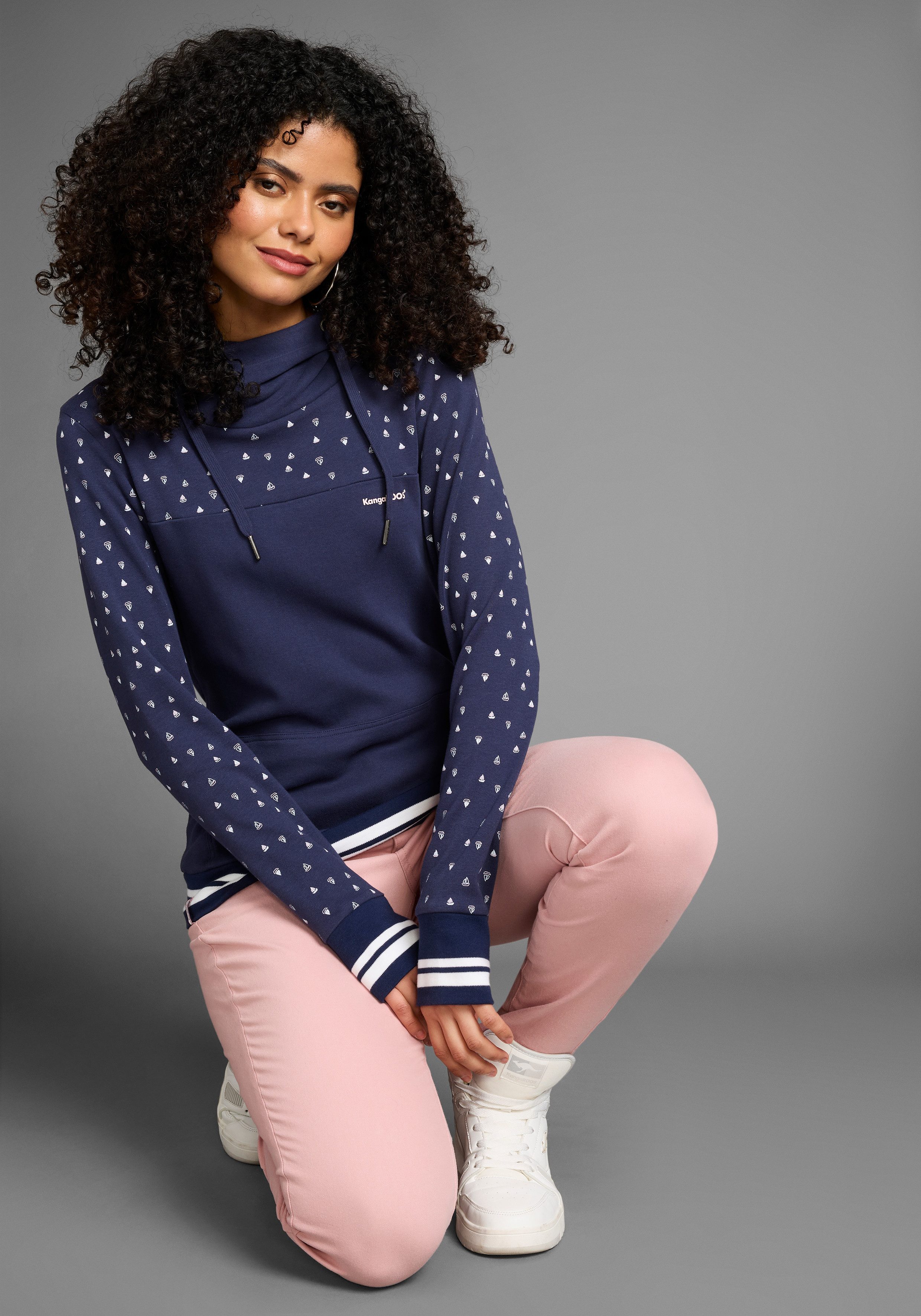 KangaROOS Hoodie Lange mouwen, figuurvolgende snit, van katoen, met capuchon