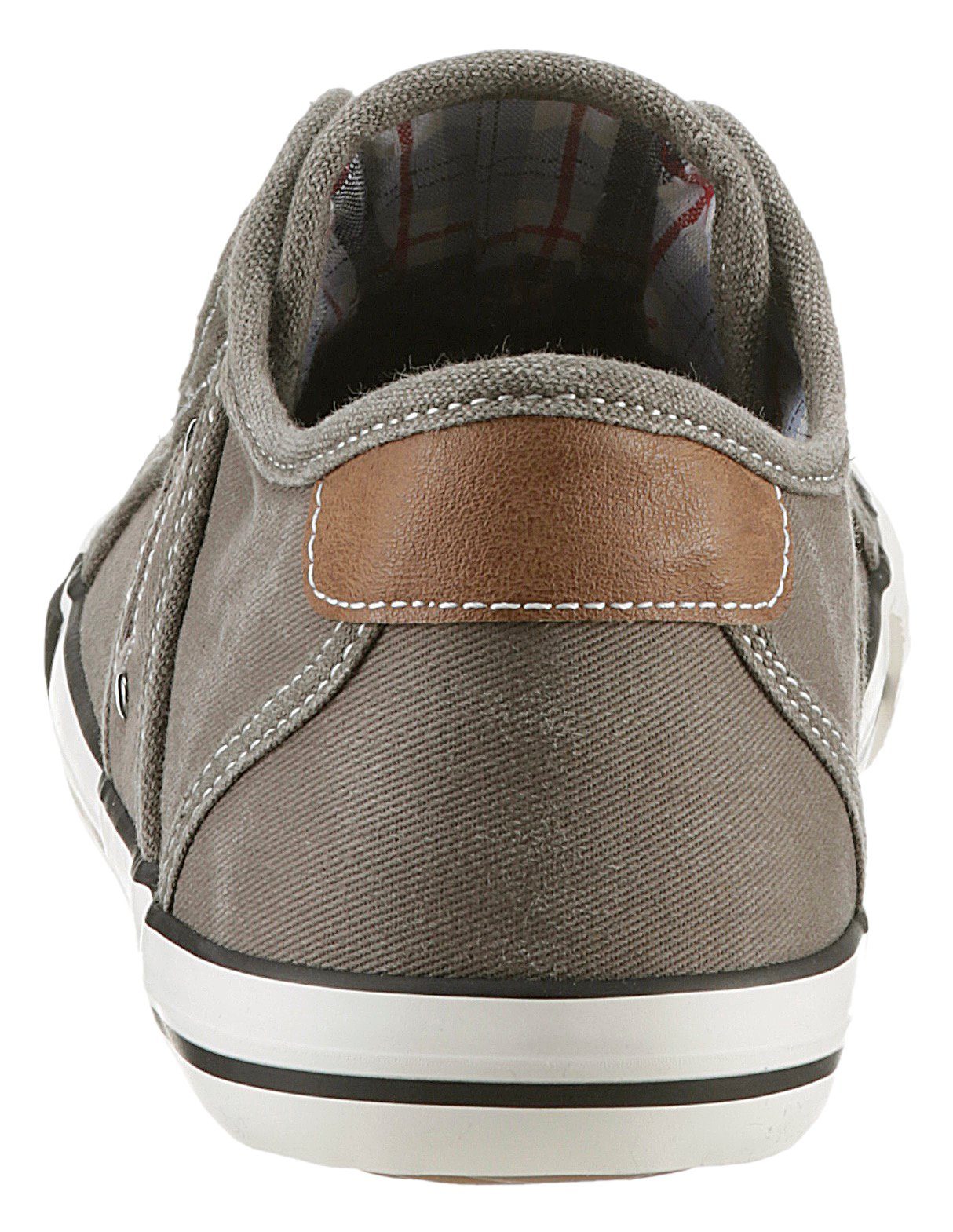 Mustang Shoes Slip-on sneakers Slippers, zomerschoenen, vrijetijdsschoenen met praktische elastische band
