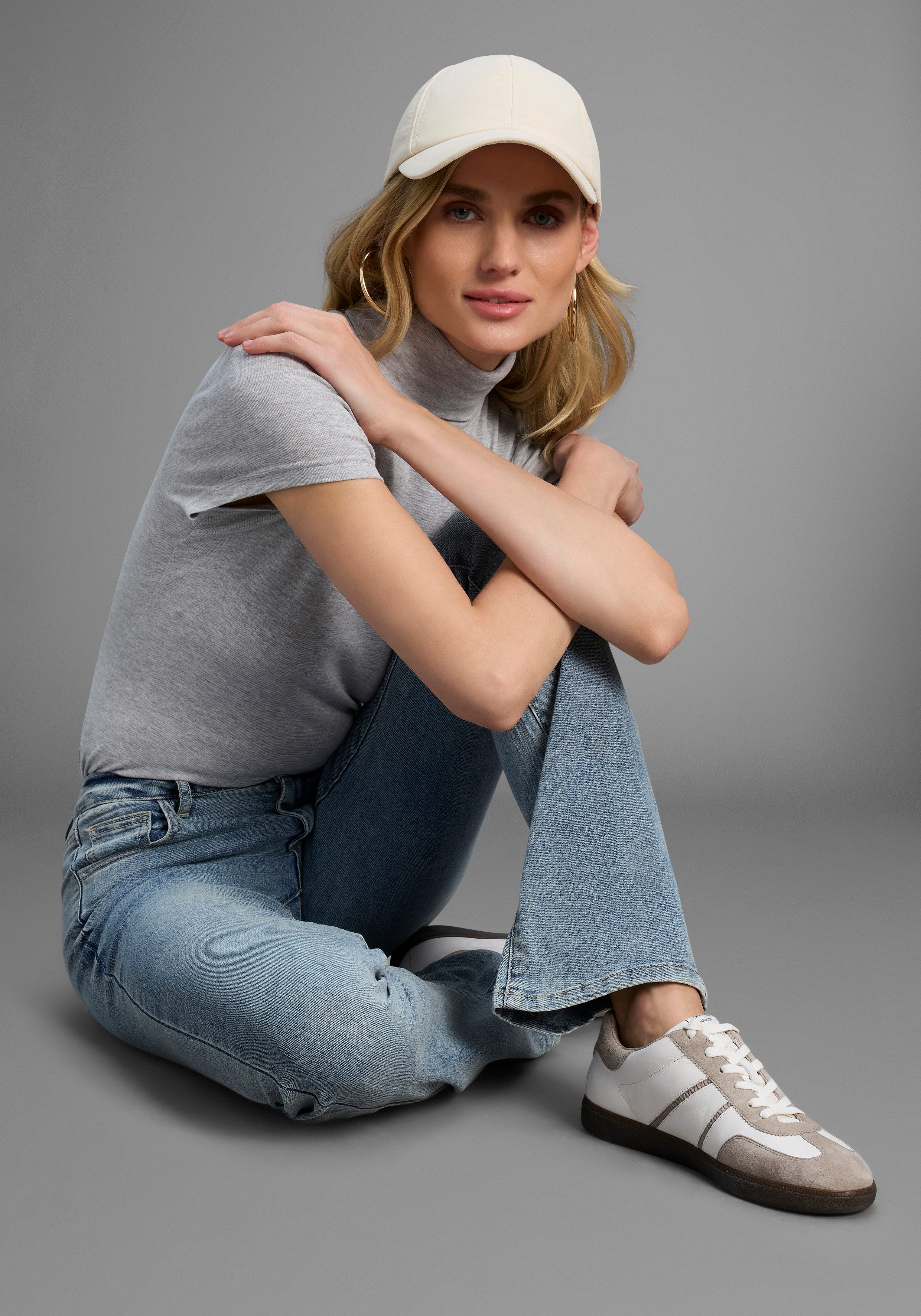 Arizona Rechte jeans Contrastnaden lage taille, in 5-pocket-vorm, used-look-wassing