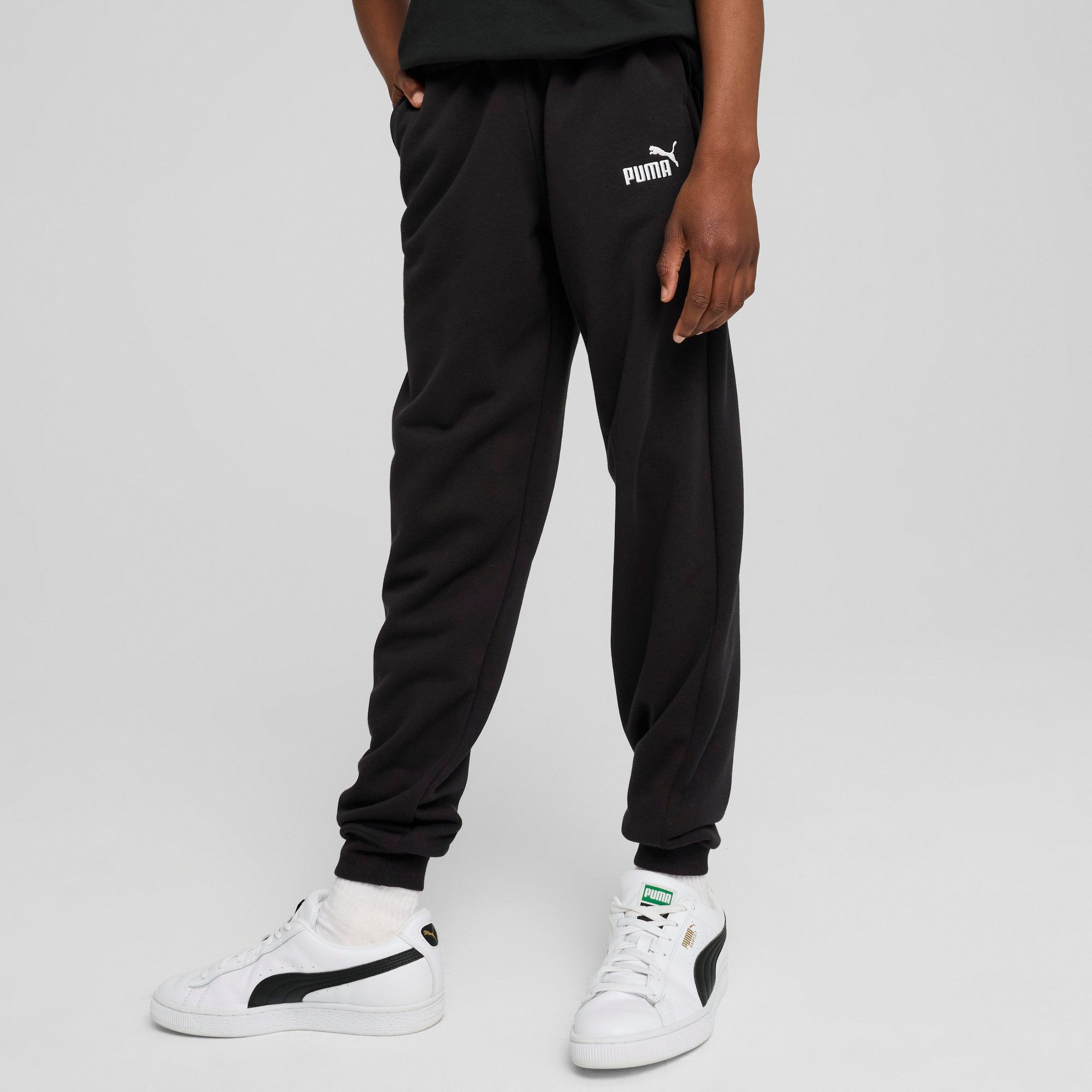 PUMA Trainingsbroek ESS NO. 1 LOGO SWEATPANTS TR B jongens trainingsbroeken maat 152 zwart