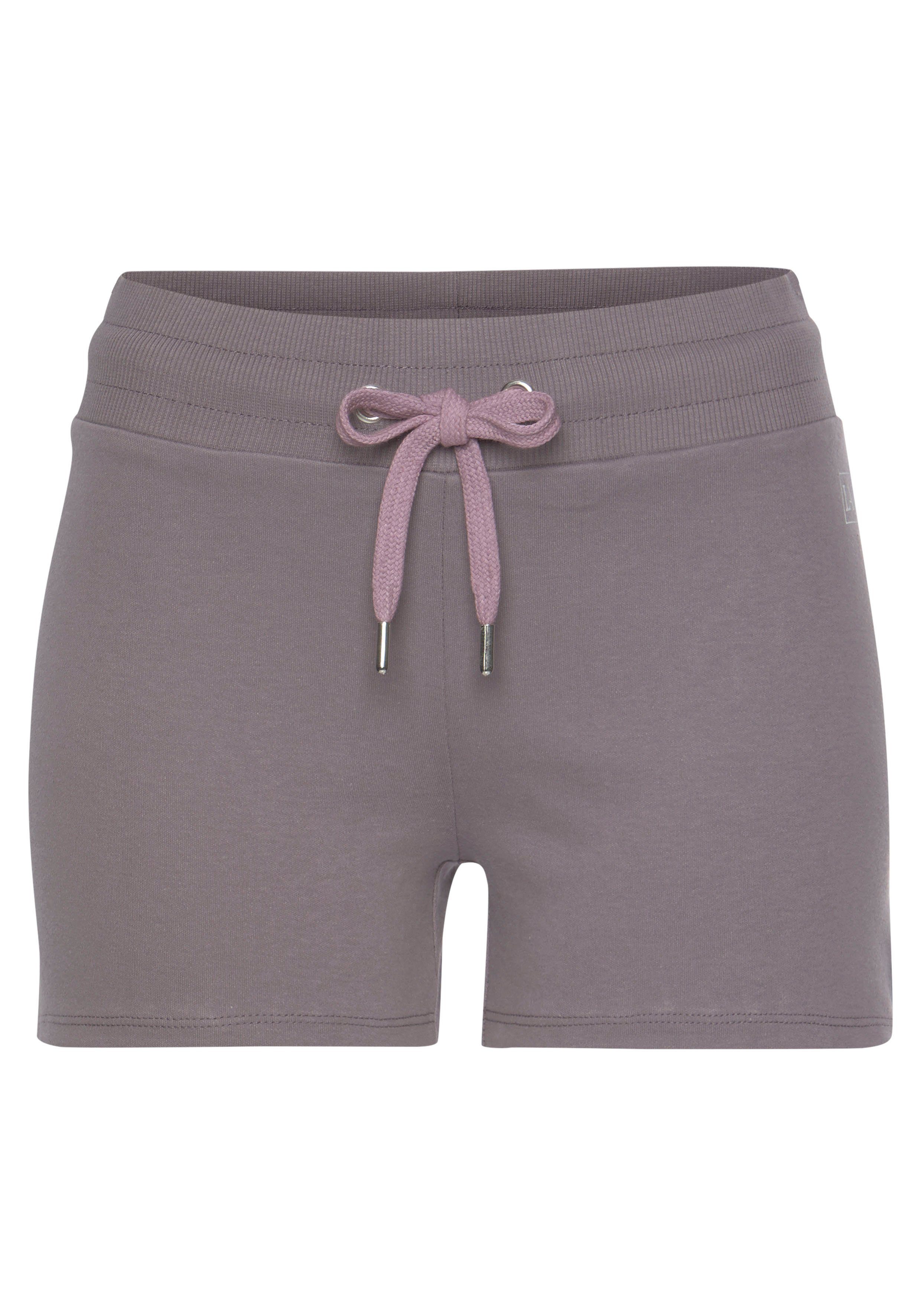 active by Lascana Short met zijsplitjes