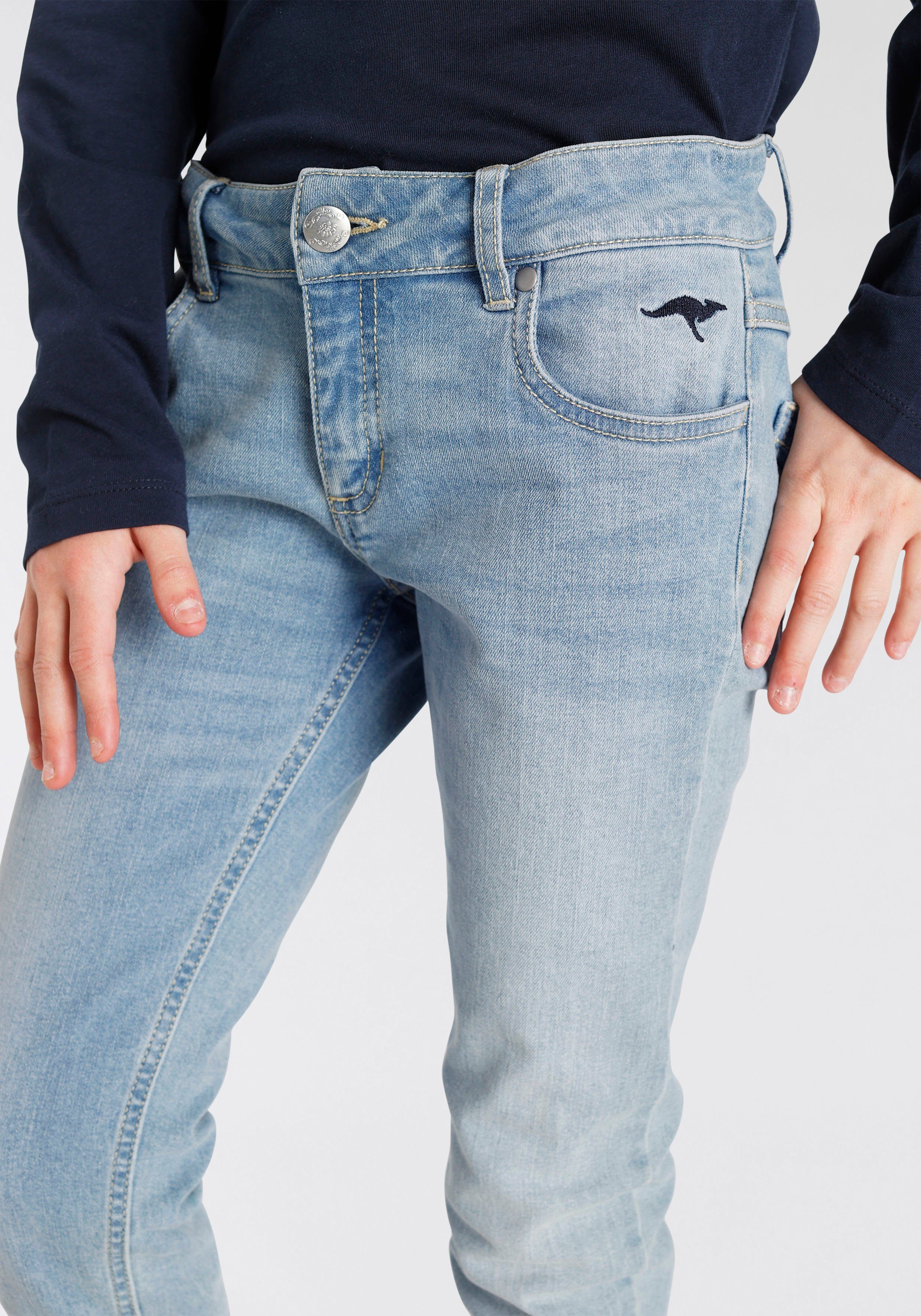KangaROOS 7/8 jeans Stretch jeans with logo embroidery smalle pasvorm, gesneden rand, lage taille