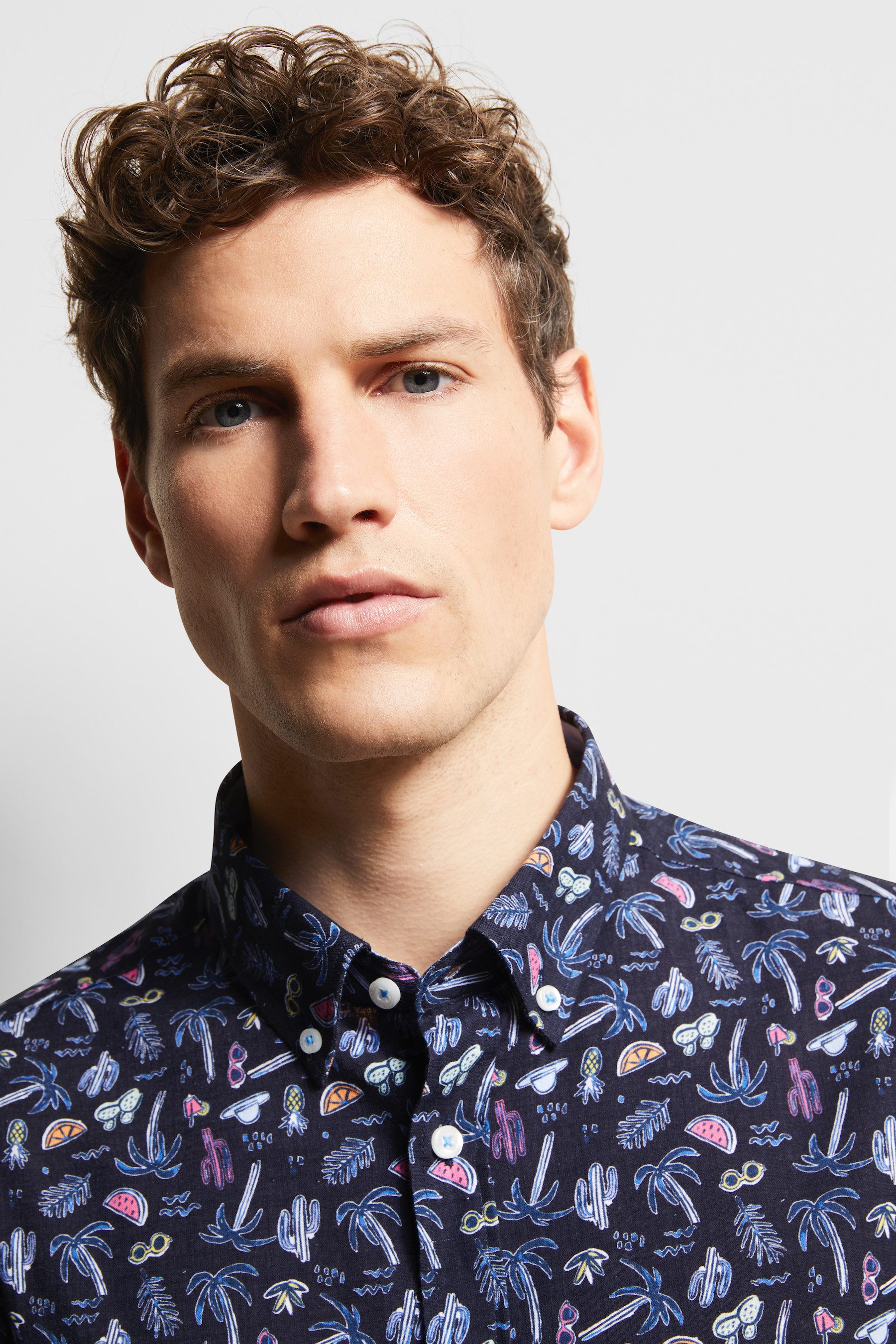 Bugatti Overhemd met korte mouwen met zomerse prints