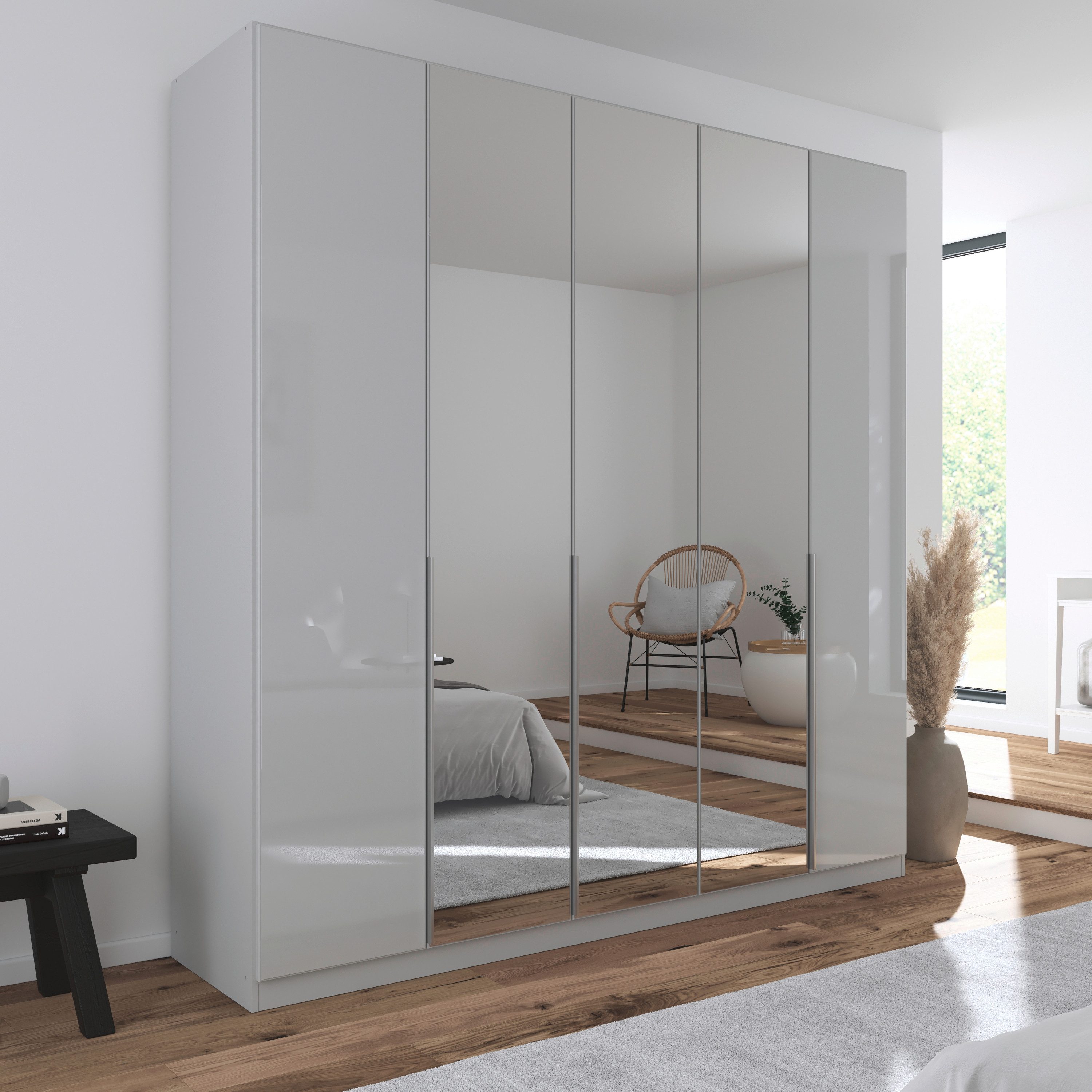 rauch Draaideurkast Kledingkasten kast garderobe AGORDO met glazen front doordachte binnenuitrusting, in 6 breedtes en 2 hoogtes made in germany