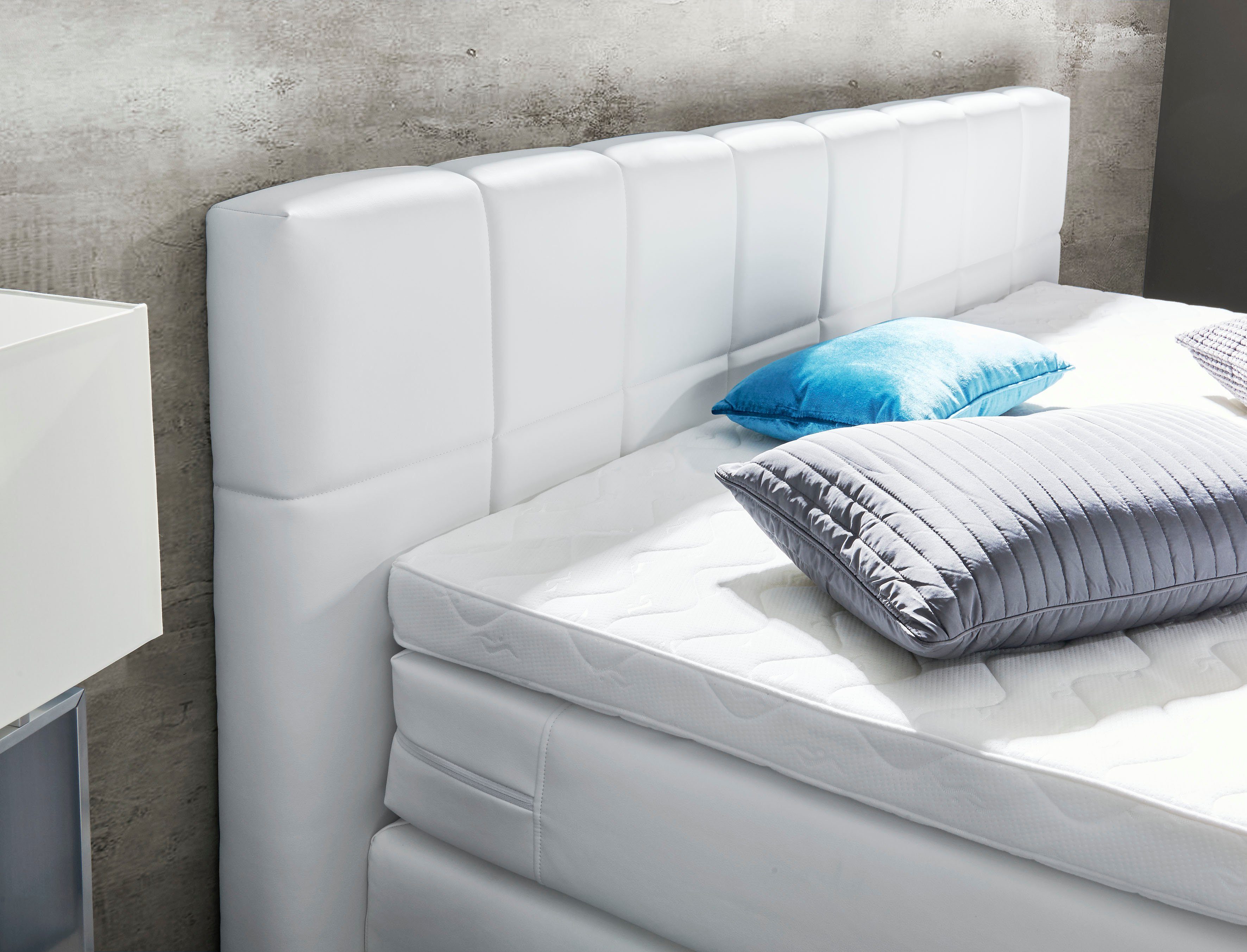 INOSIGN Boxspring Airdrie inclusief bedkist en topper